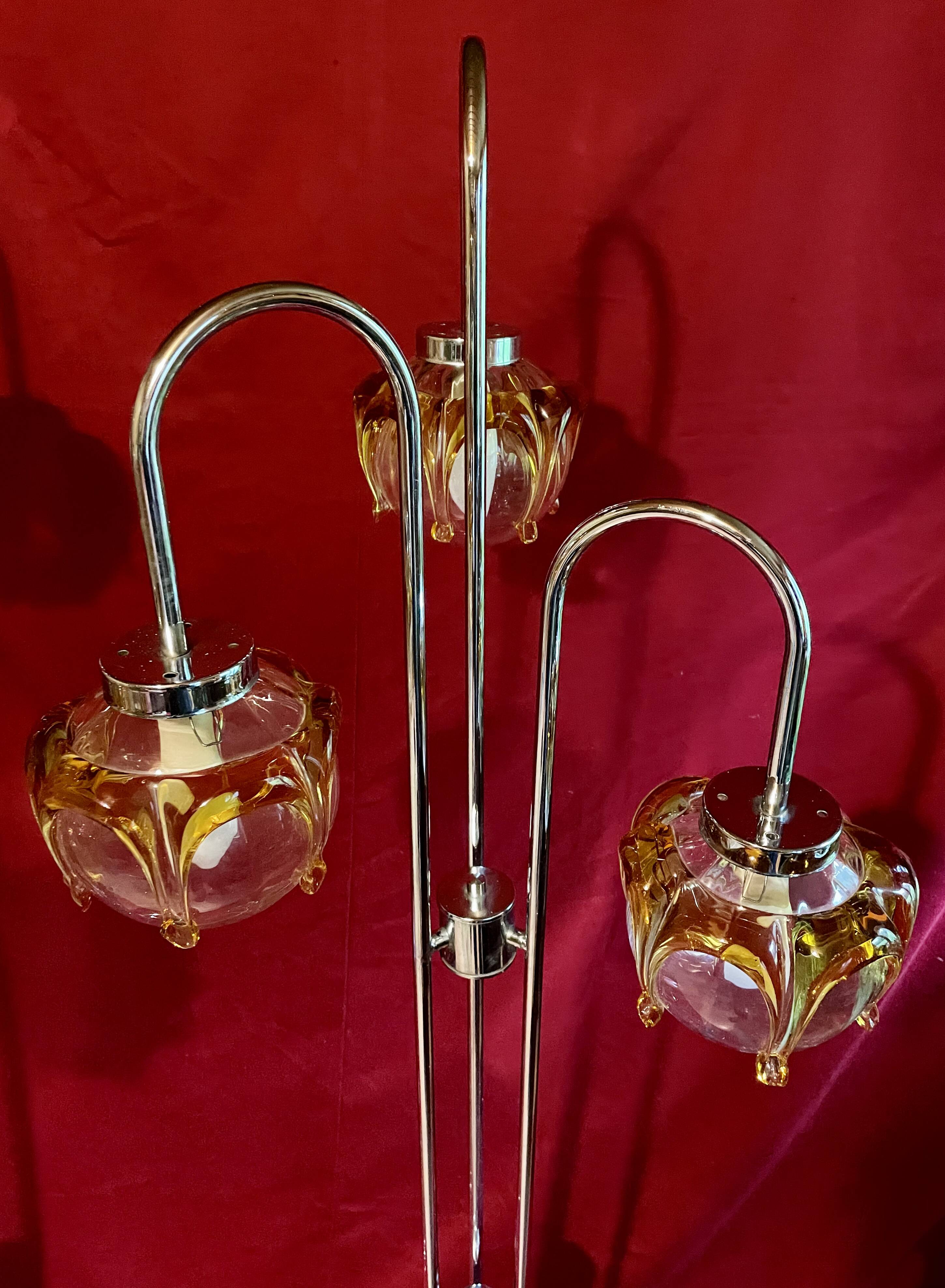 Paire de lampadaires "Muguet" en cascade, année 70