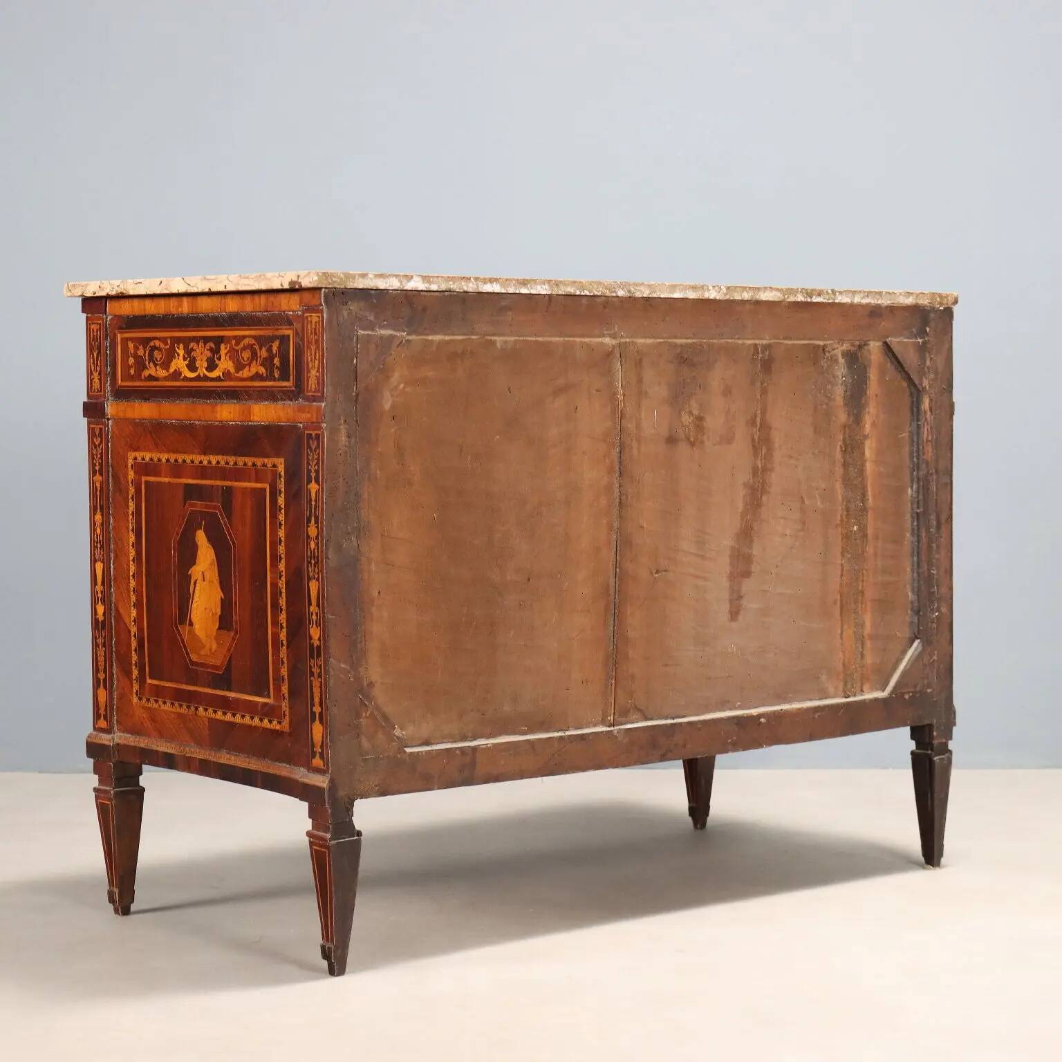 Antique neoclassical commode with 3 drawers, Italy, 18th century.