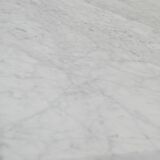 Table basse en laiton et marbre blanc des années 70