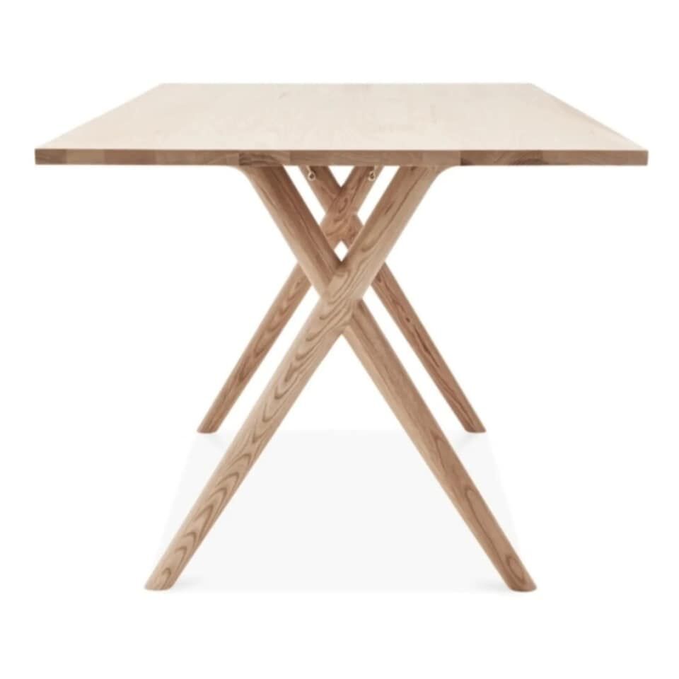 Table style japandi oak natural