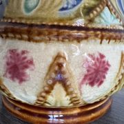 Ancien pichet barbotine Art Nouveau