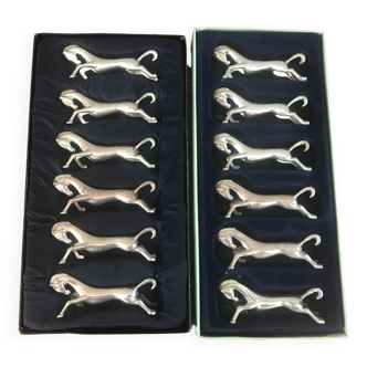 Set of 12 horses rests knives