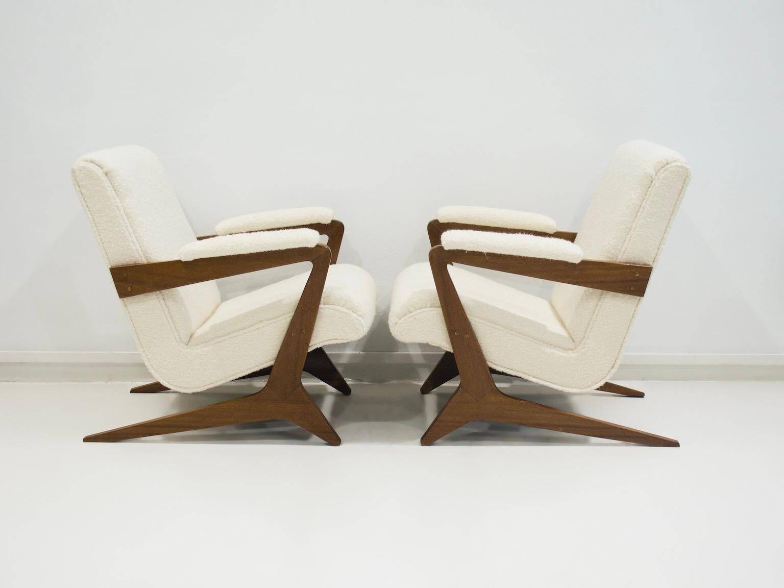 Paire de fauteuils José Zanine Caldas Zeca