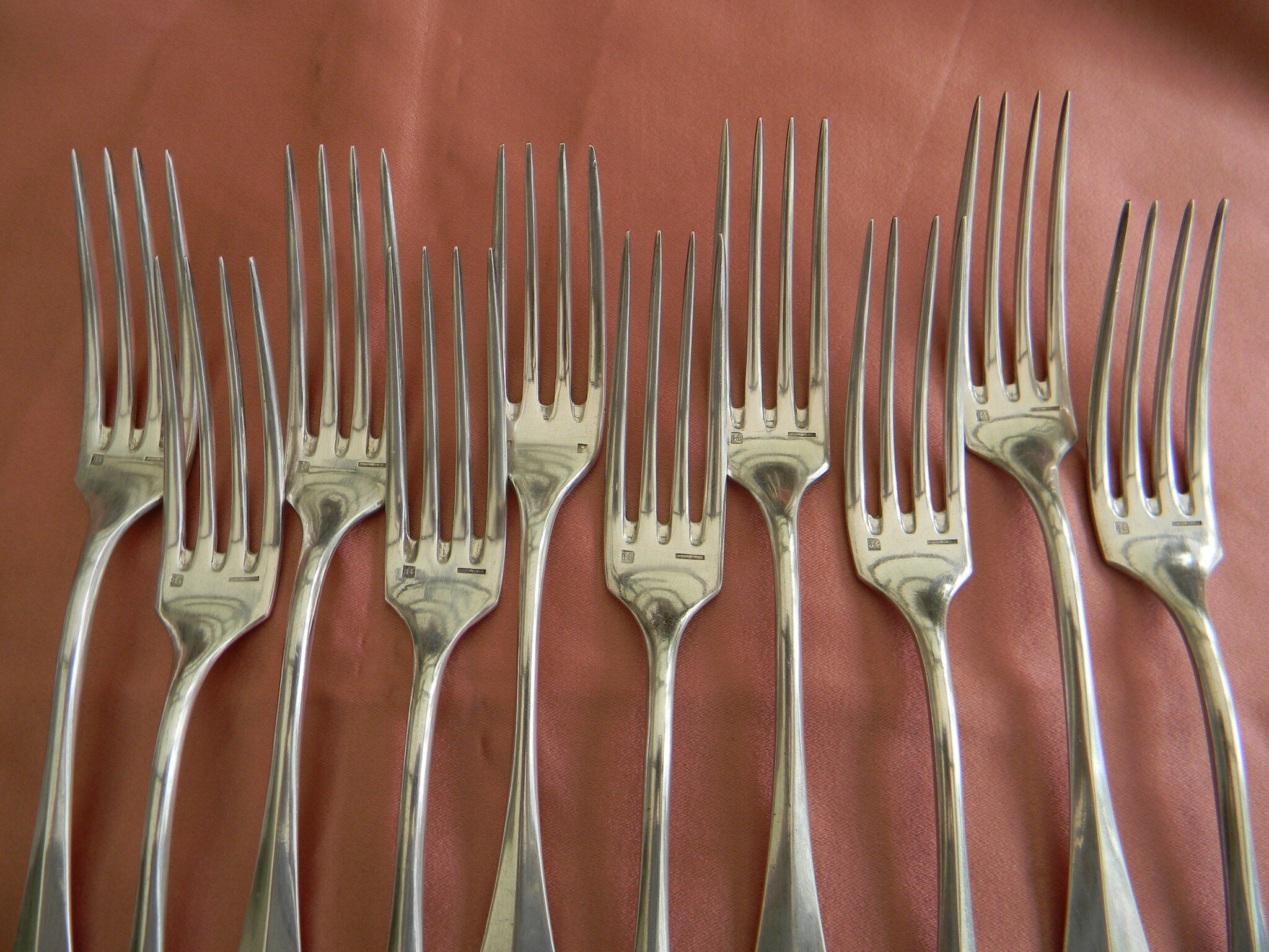 Set of 10 cutlery in silver white metal