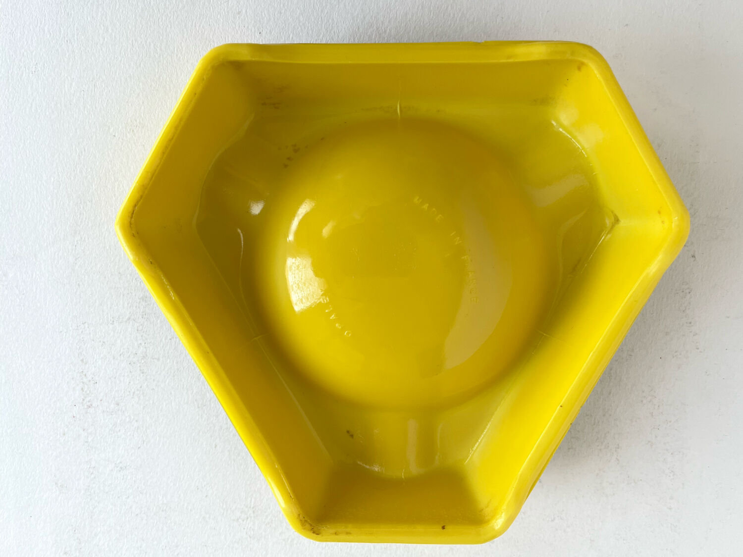 Vintage ceramic advertising ashtray