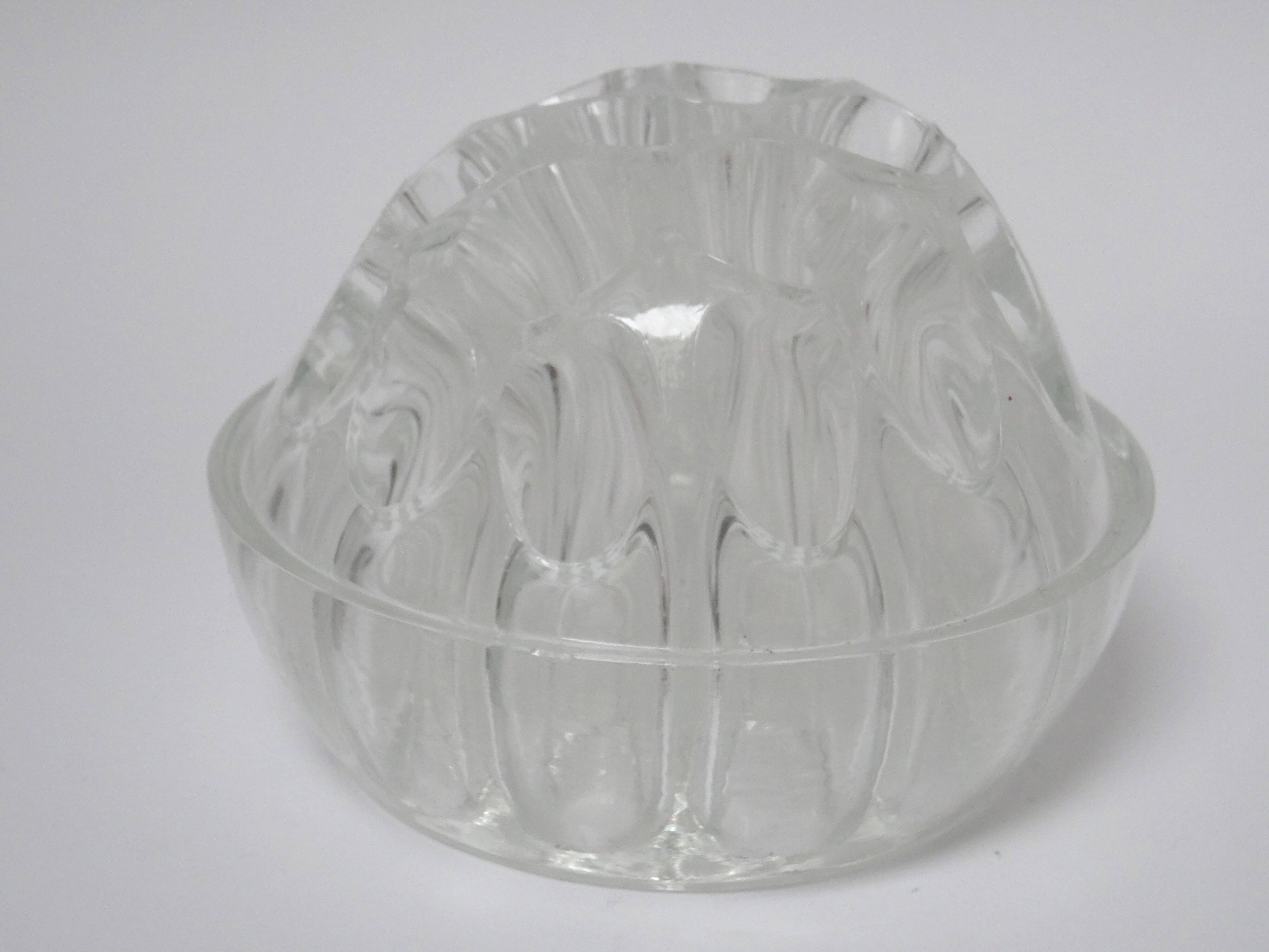 Vase pique fleurs 19 trous en verre