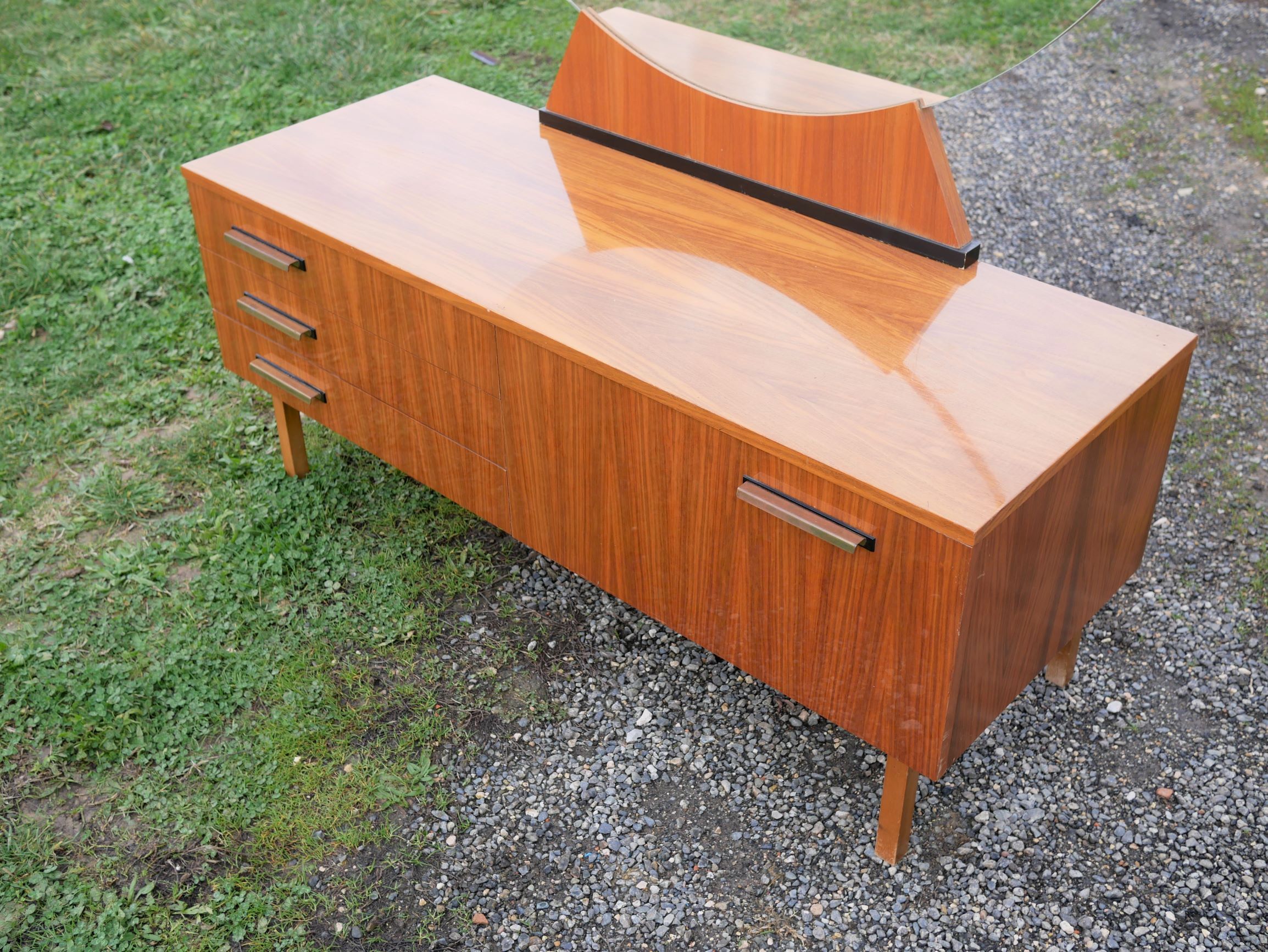 Coiffeuse vintage en bois