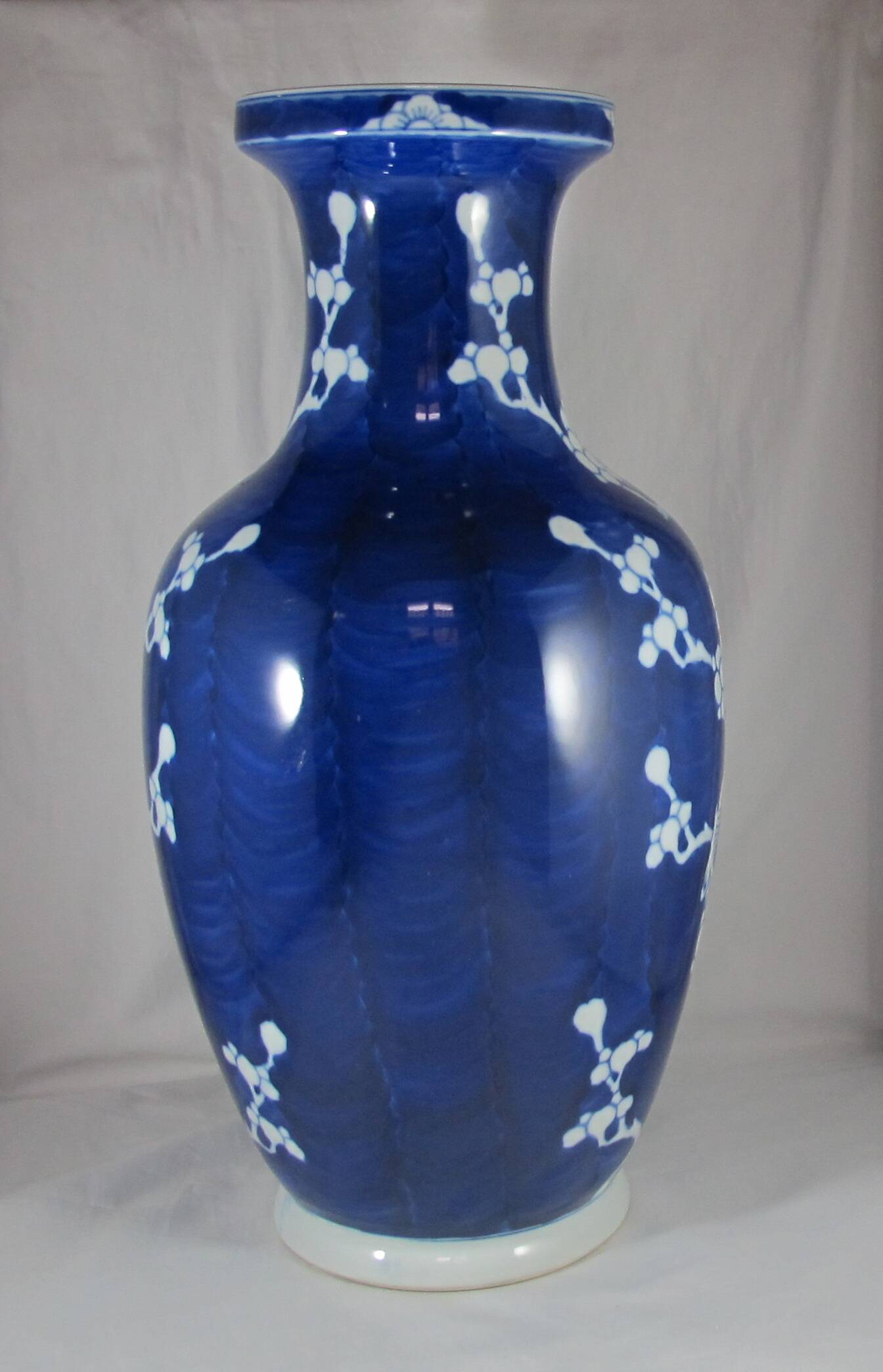 large blue and white porcelain vase Chinese China