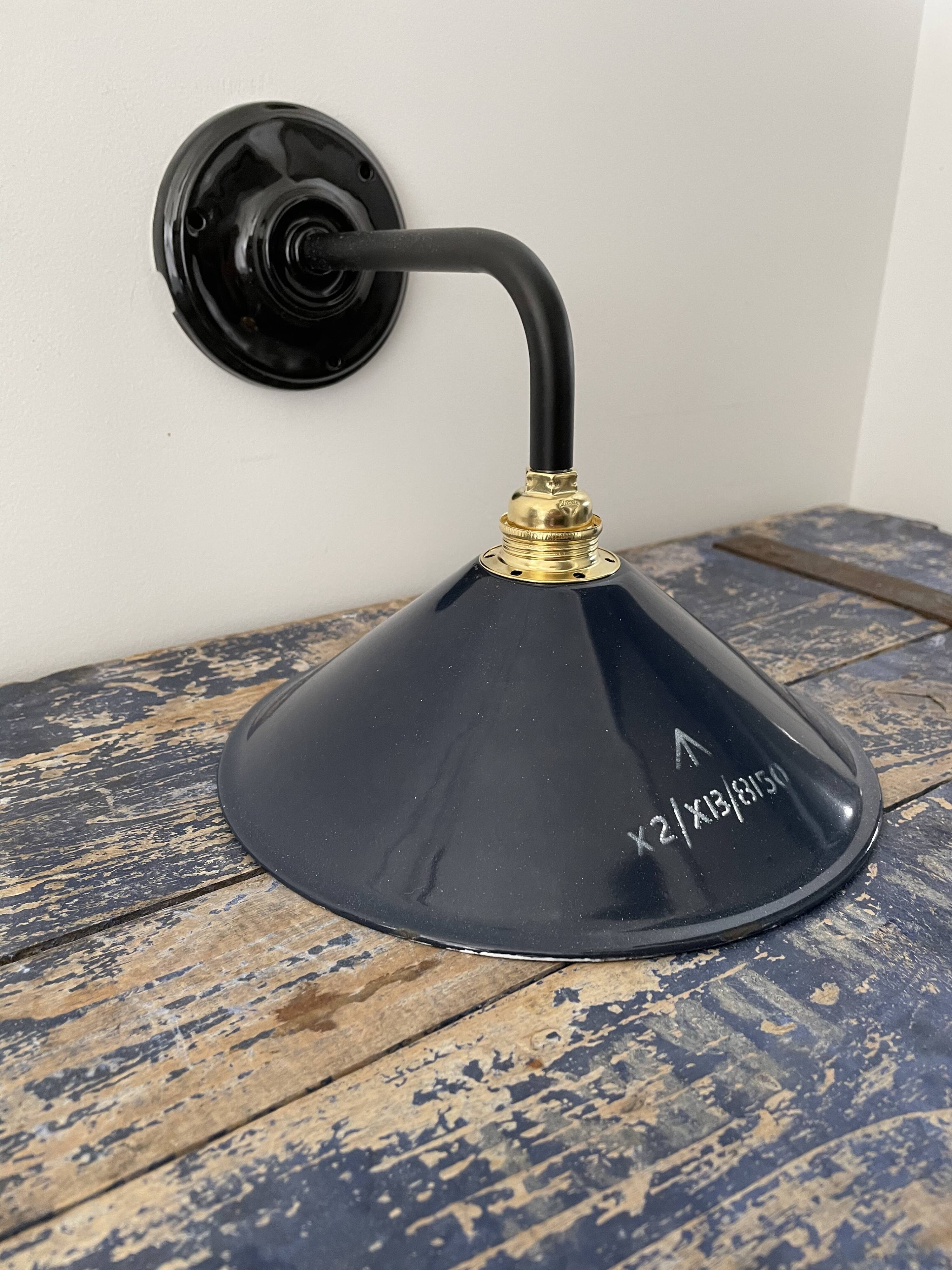 Vintage metal wall lamp electrified to nine