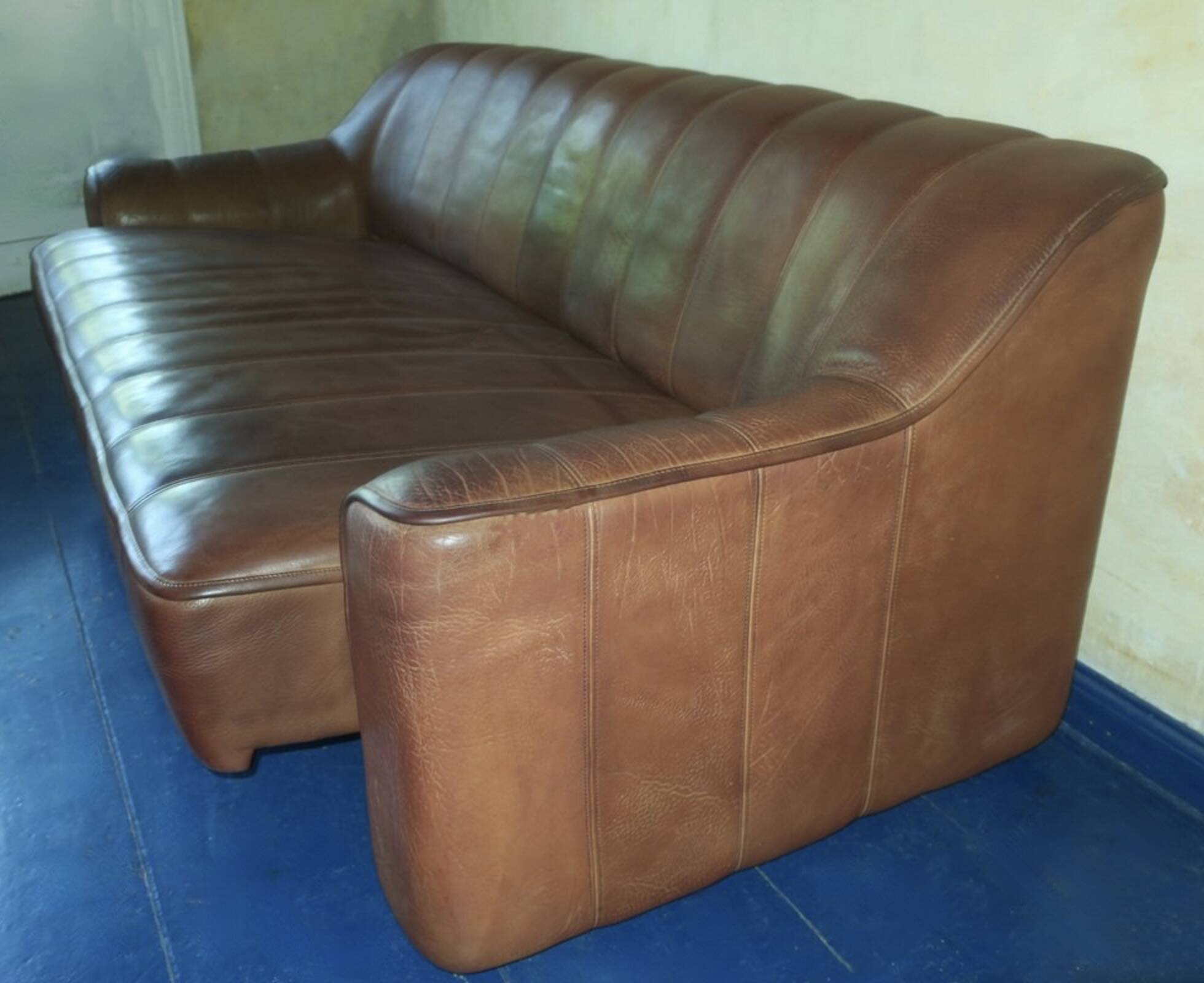 De Sede DS44 buffalo leather 3-seater sofa, 1970s