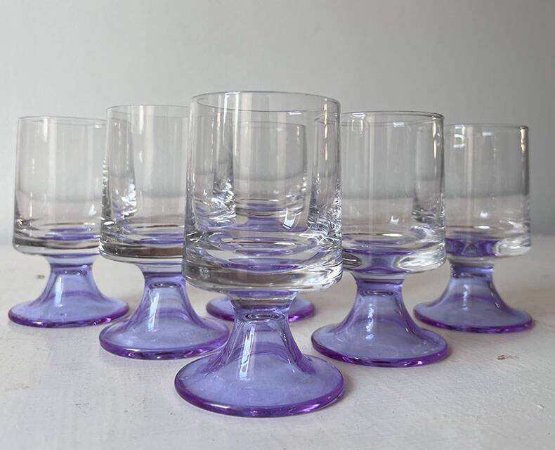 ensemble de 6 verres à pied couleur lilas