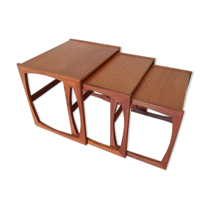 Ensemble de 3 tables
