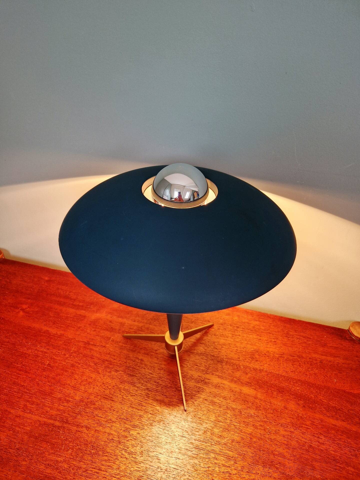 Philips tripod lamp, model Bijou, design by Louis Kalff, 1950