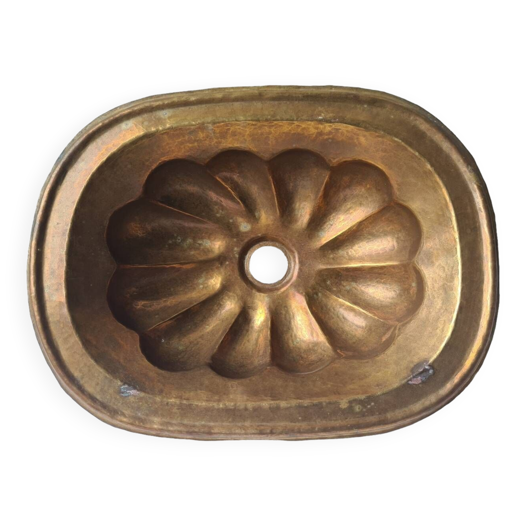 Basin, hammered copper shell hand basin