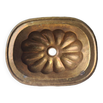Basin, hammered copper shell hand basin