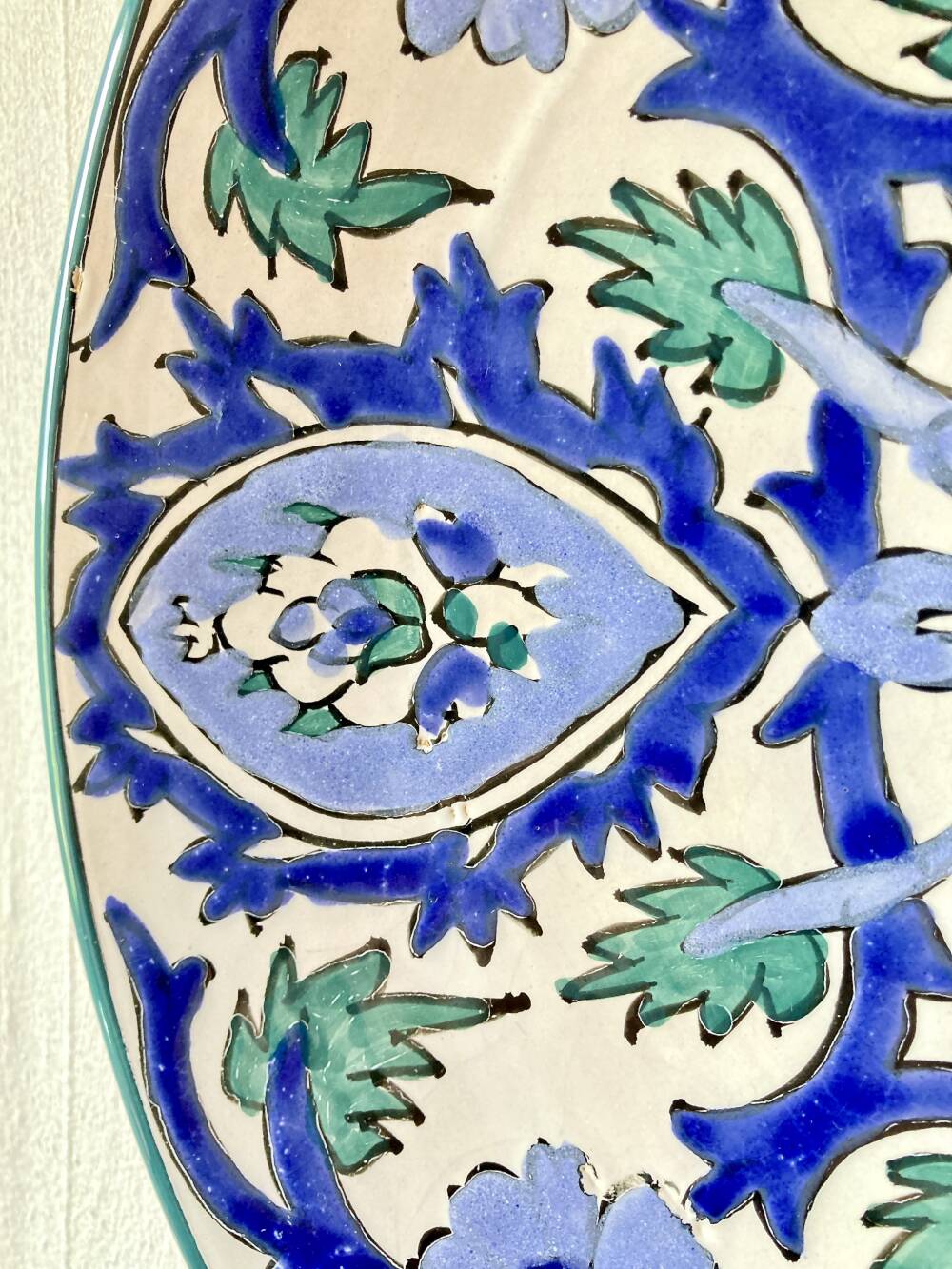 Pair of decorative ceramic plates from Nabeul, 1960s-1970s.