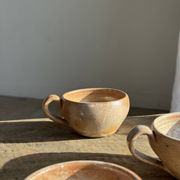 11 tasses à café vintage en grès mat brut