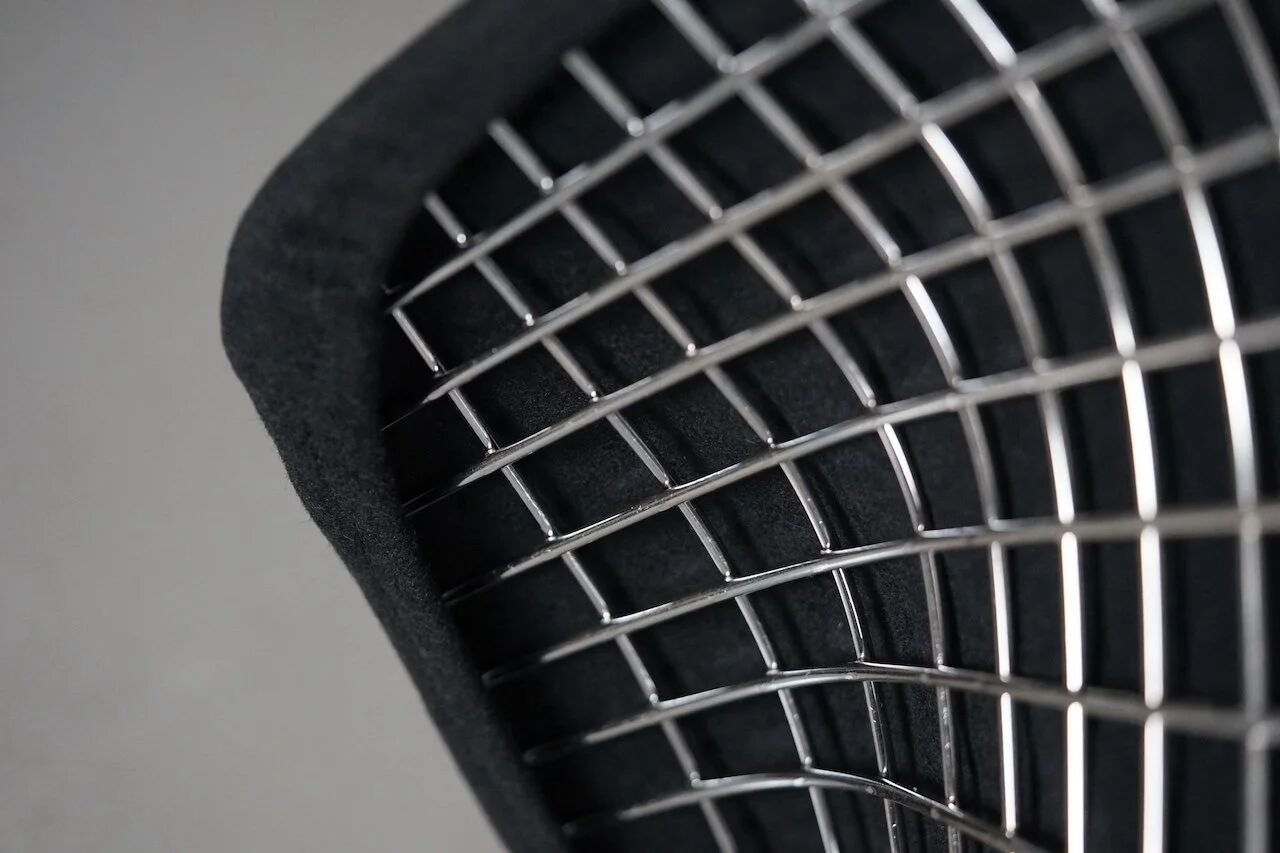 Diamond Chair Model 421 by Harry Bertoia for Knoll Int.