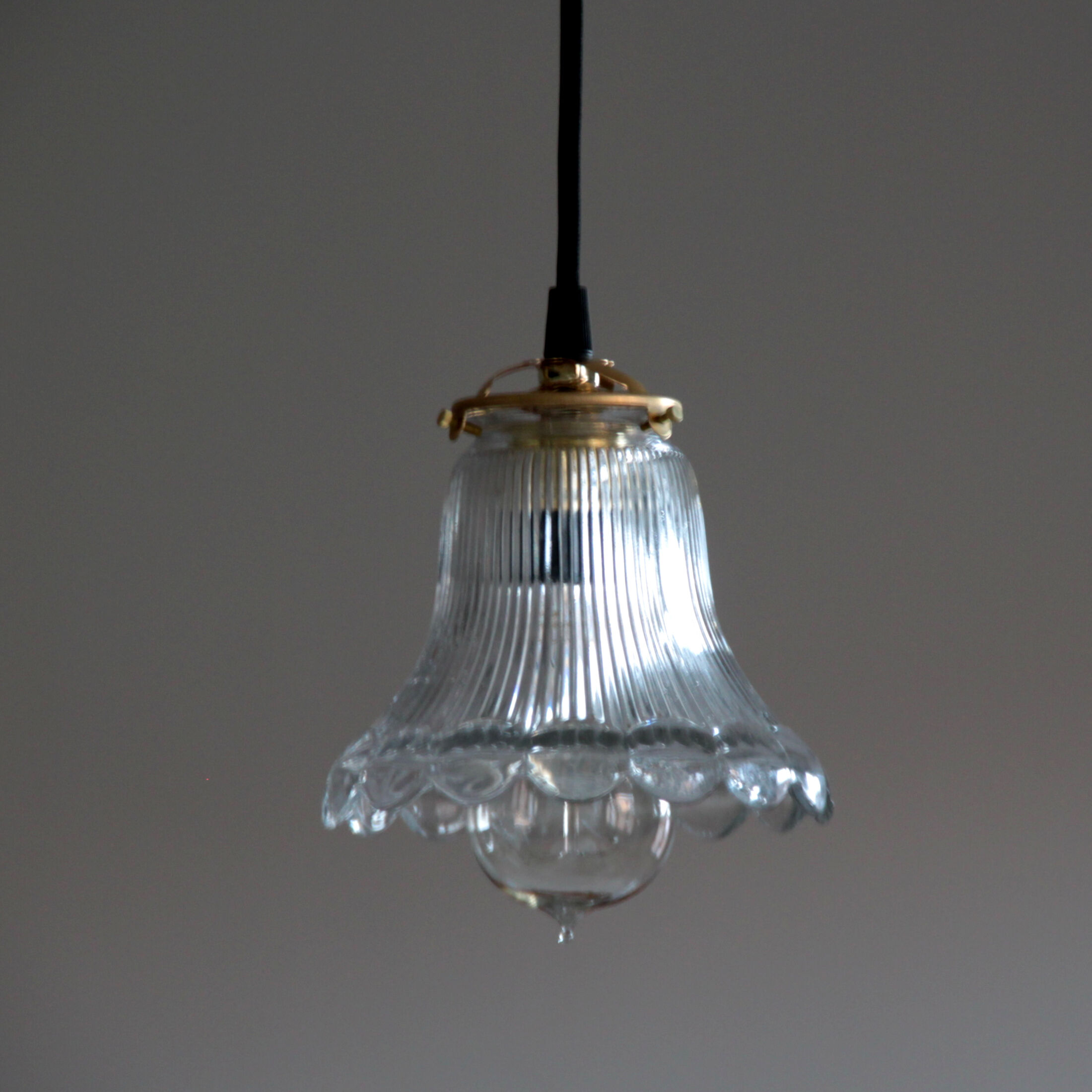 Suspension lampshade in old glass Cristallerie de Vallérysthal type Holophane workshop garage