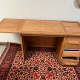 Ancien bureau enfant en chêne