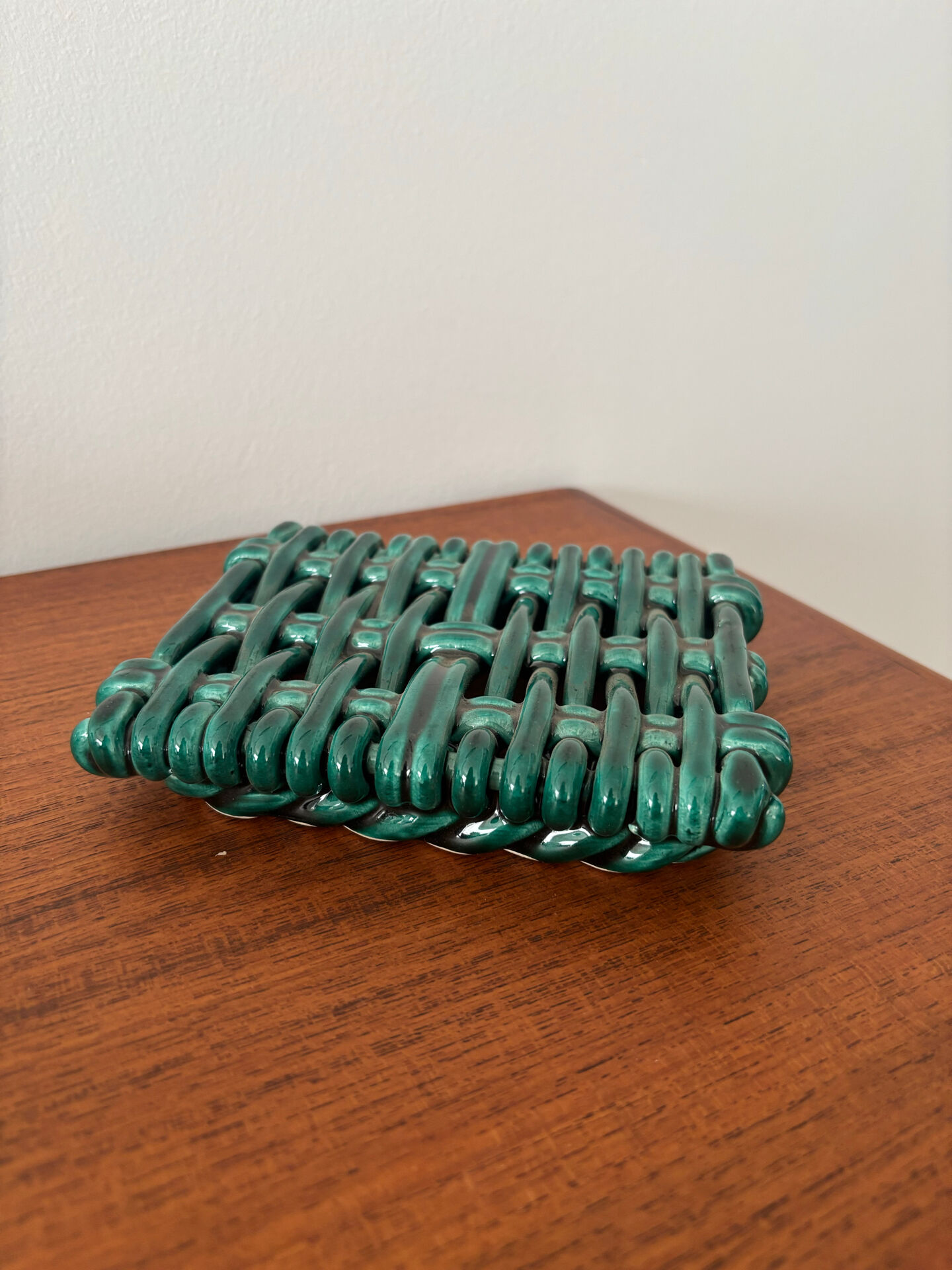 Vintage woven green ceramic trivet from the 70s, handmade.