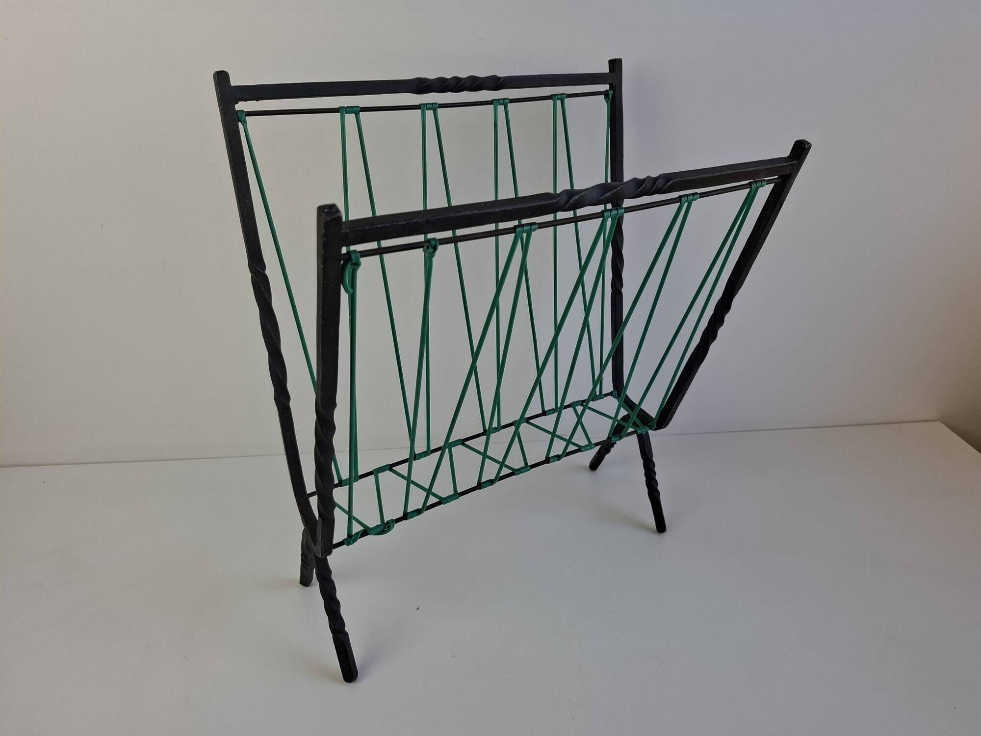 1960 Czechoslovakian Mid-Century Magazine Rack with Green Wire