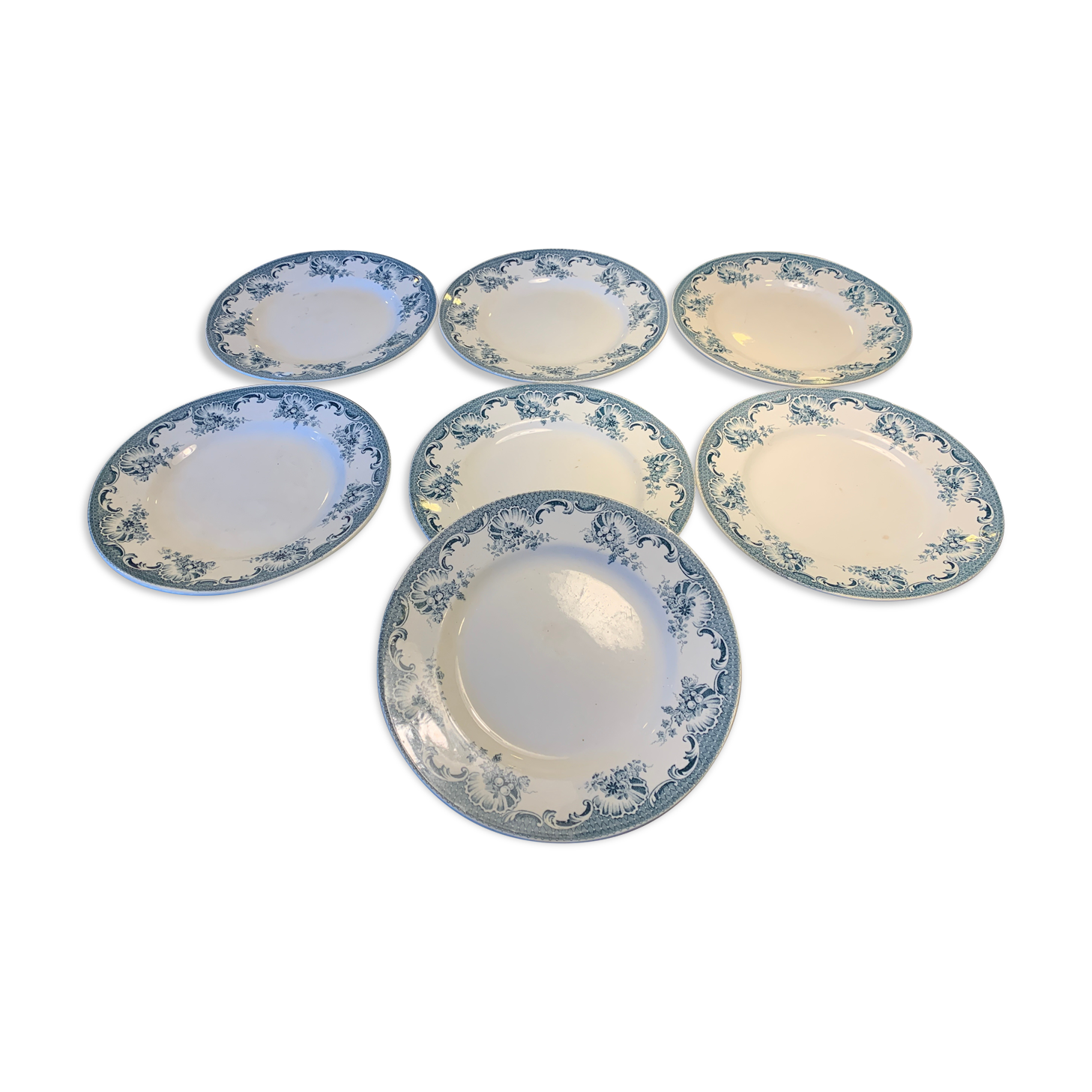 Set of 7 plates