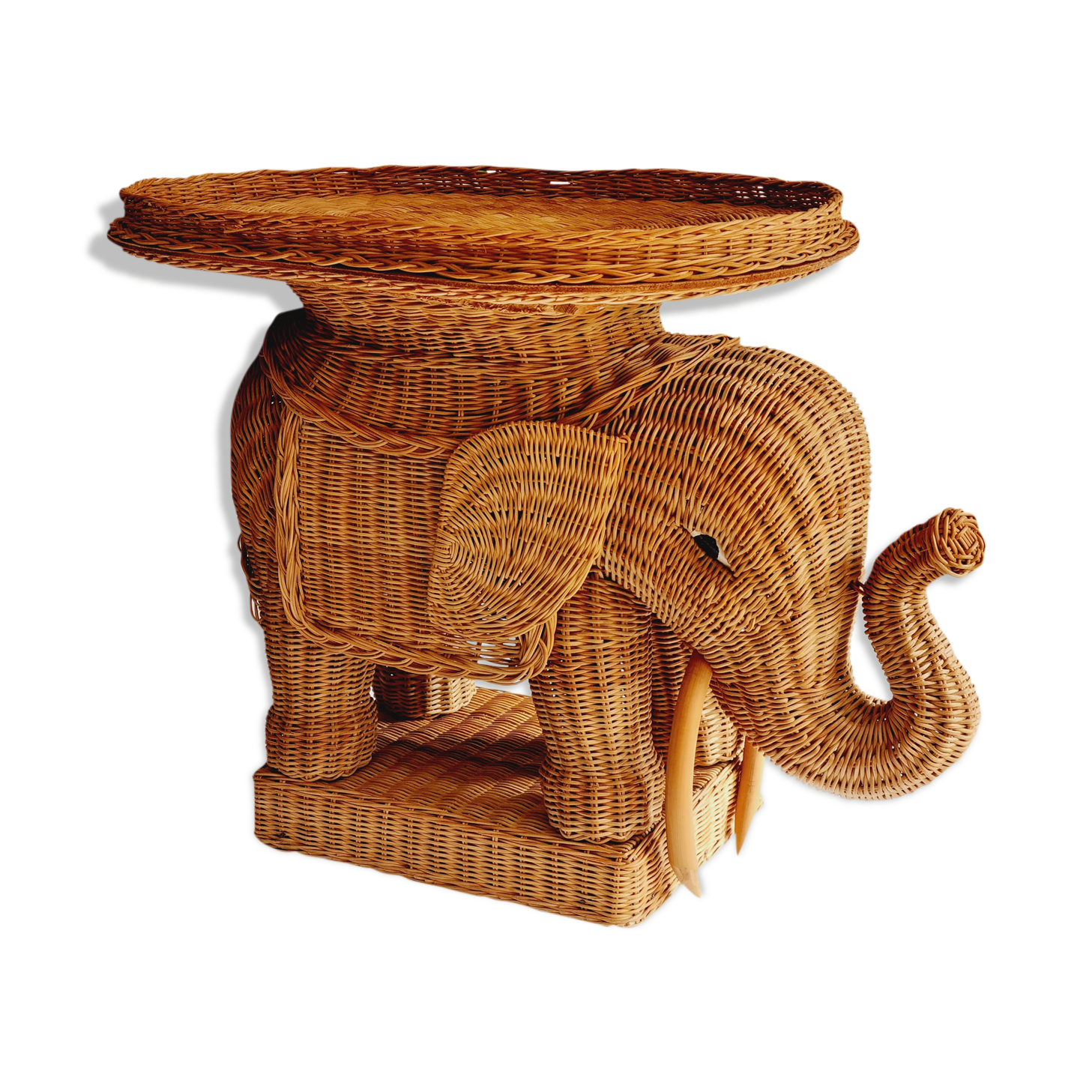 Side table or end of elephant sofa in wicker and rattan 70'