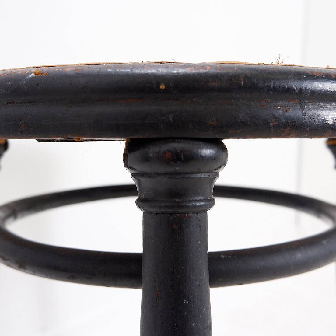 Thonet black bentwood stool - 20th