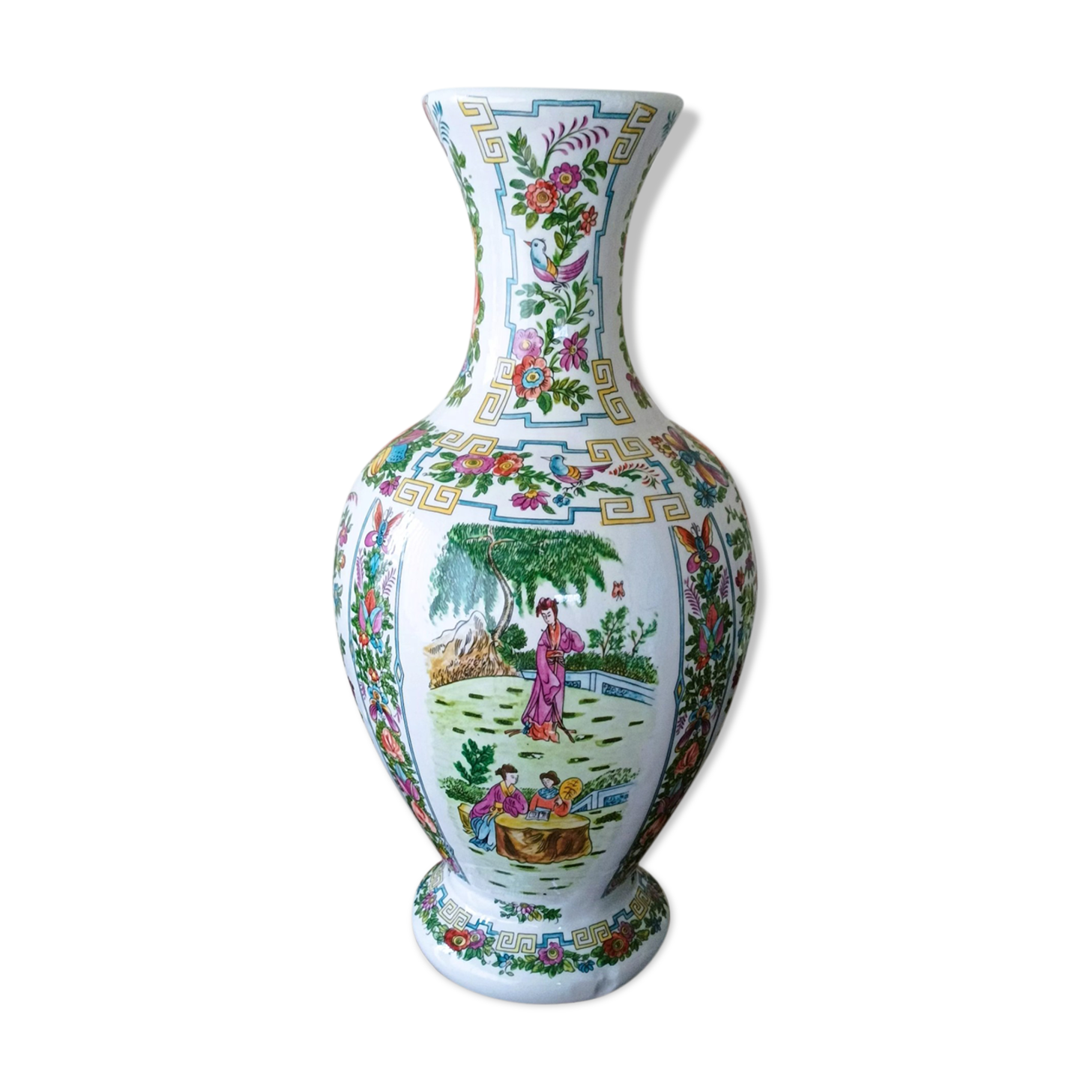 Large chinese vase signed