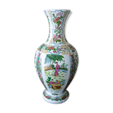 Large chinese vase signed