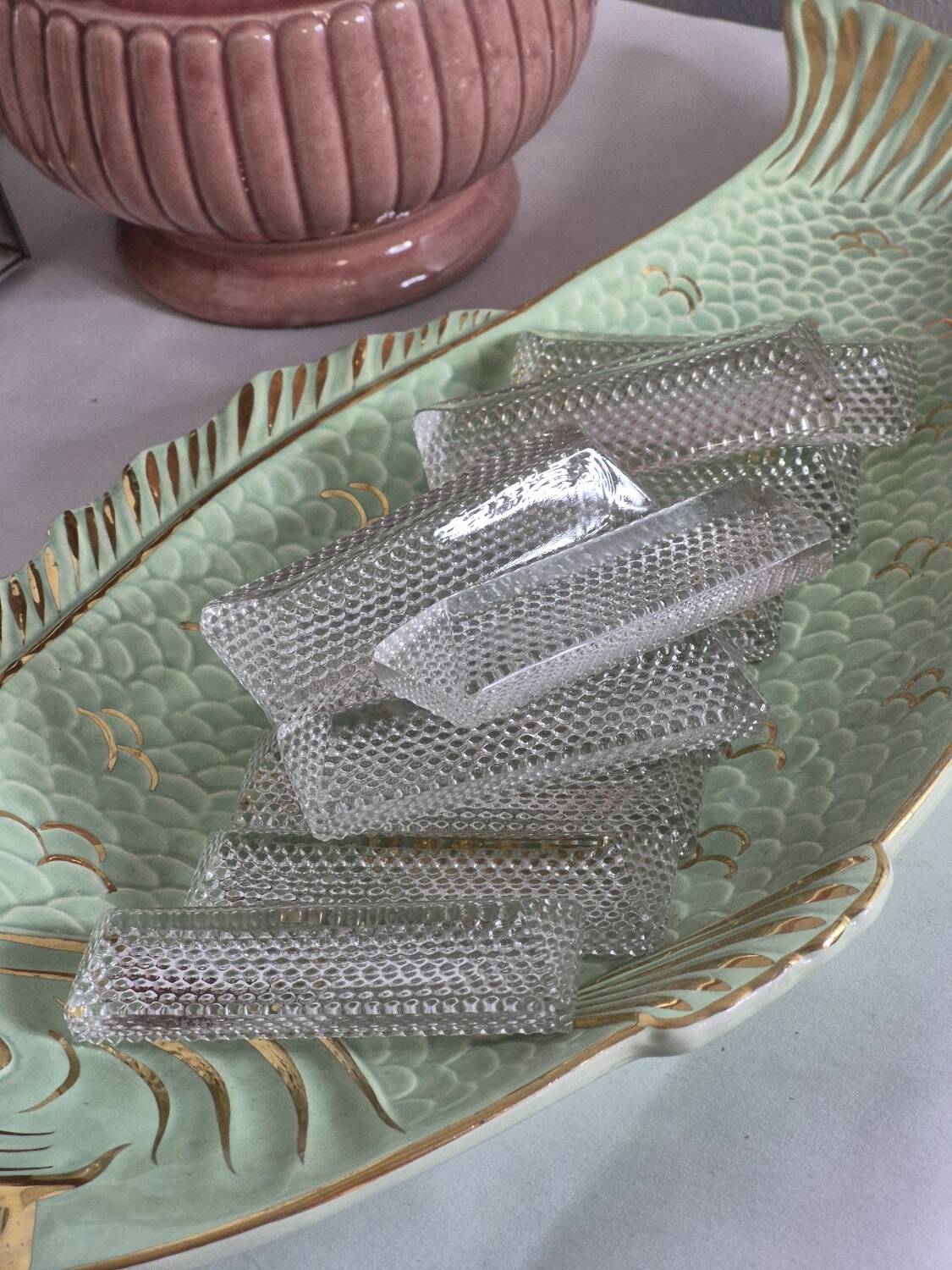 Knife and glass holder