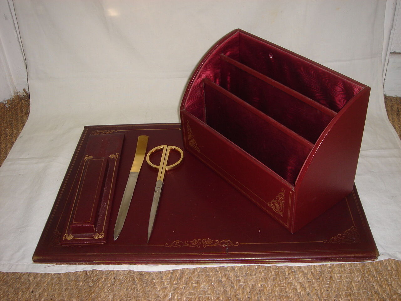 Letter holders, desk pads & accessories the Tanner leather, 1970