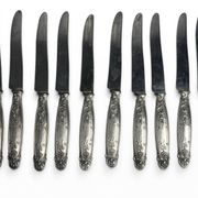 Art de la table, série dix couteaux à fruit argent minerve début XXème