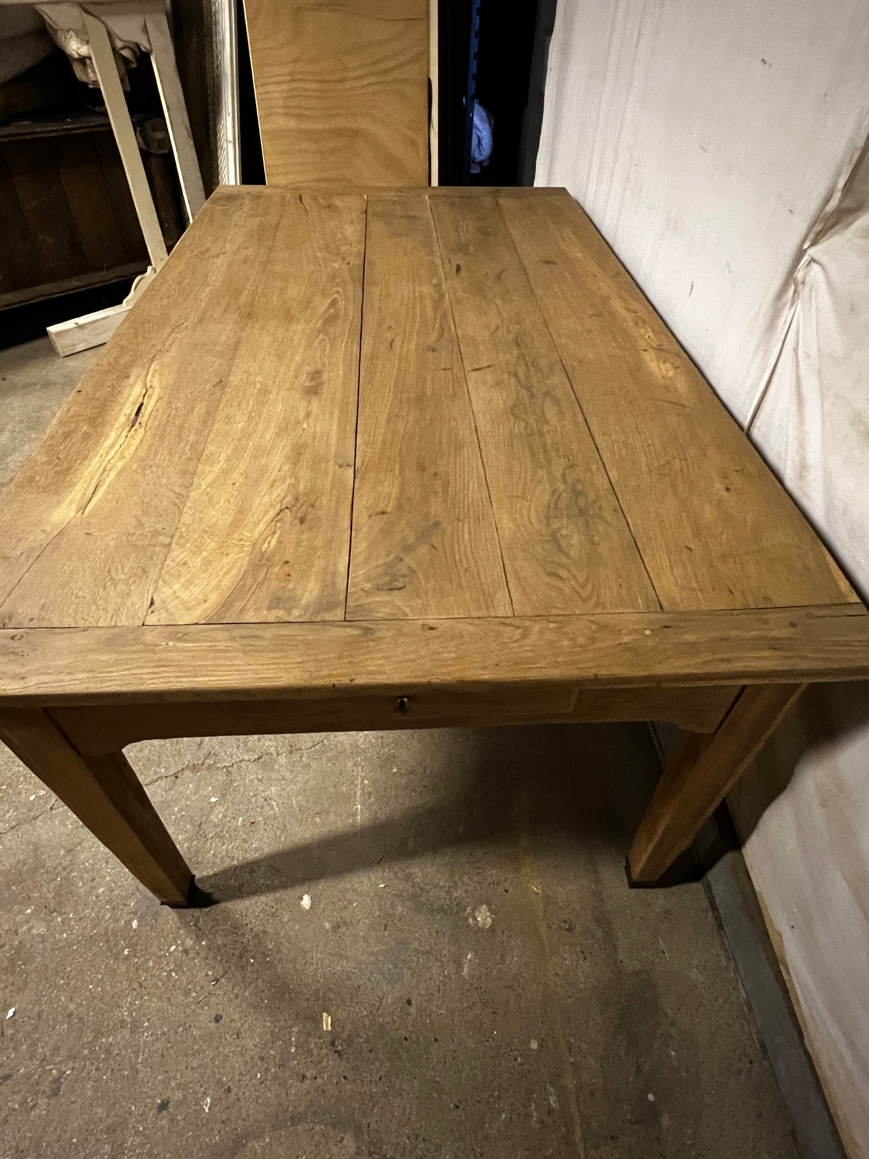 Farmhouse table