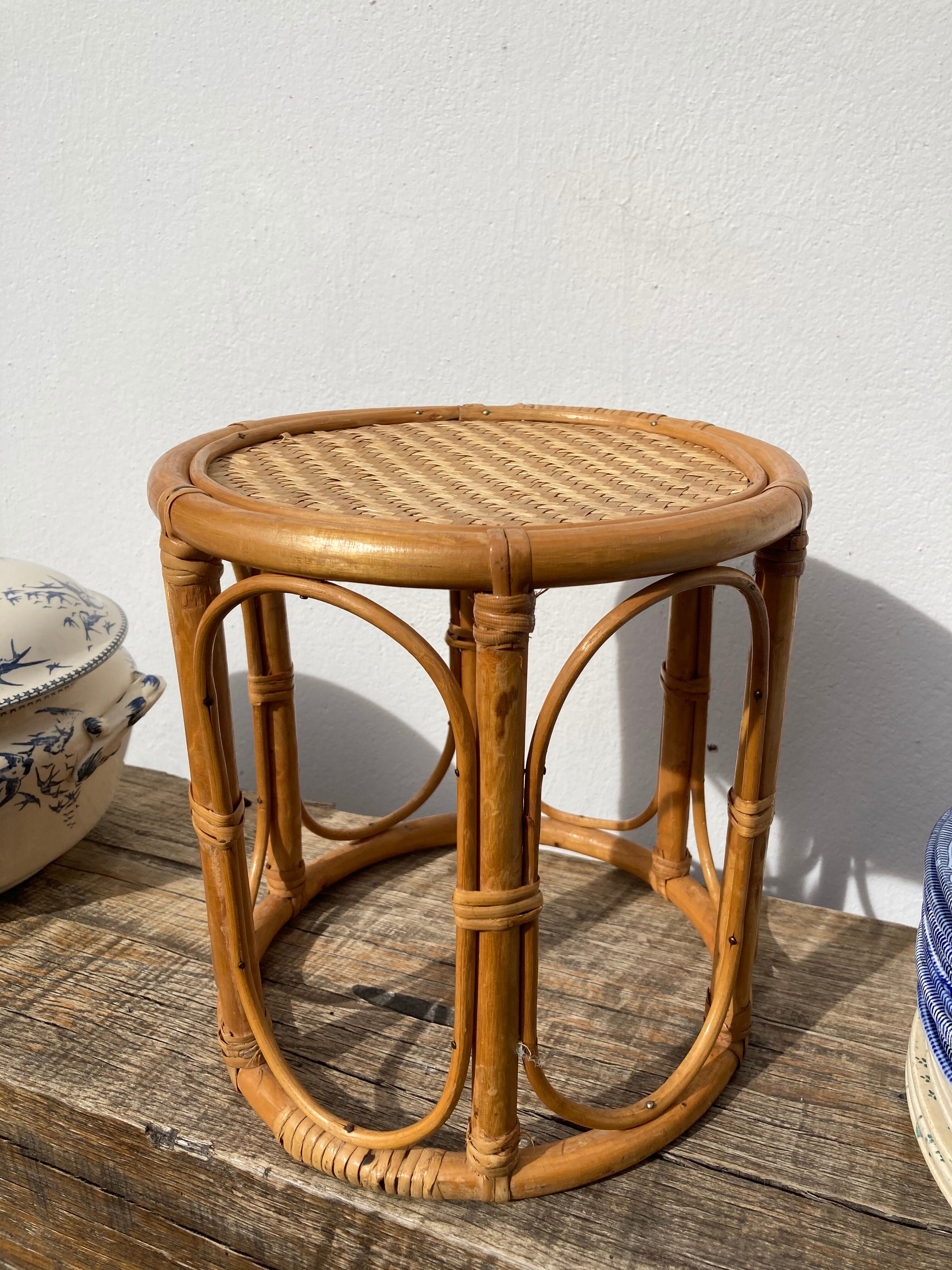 Table tasse d’appoint en rotin chevet guéridon en osier vintage ronde