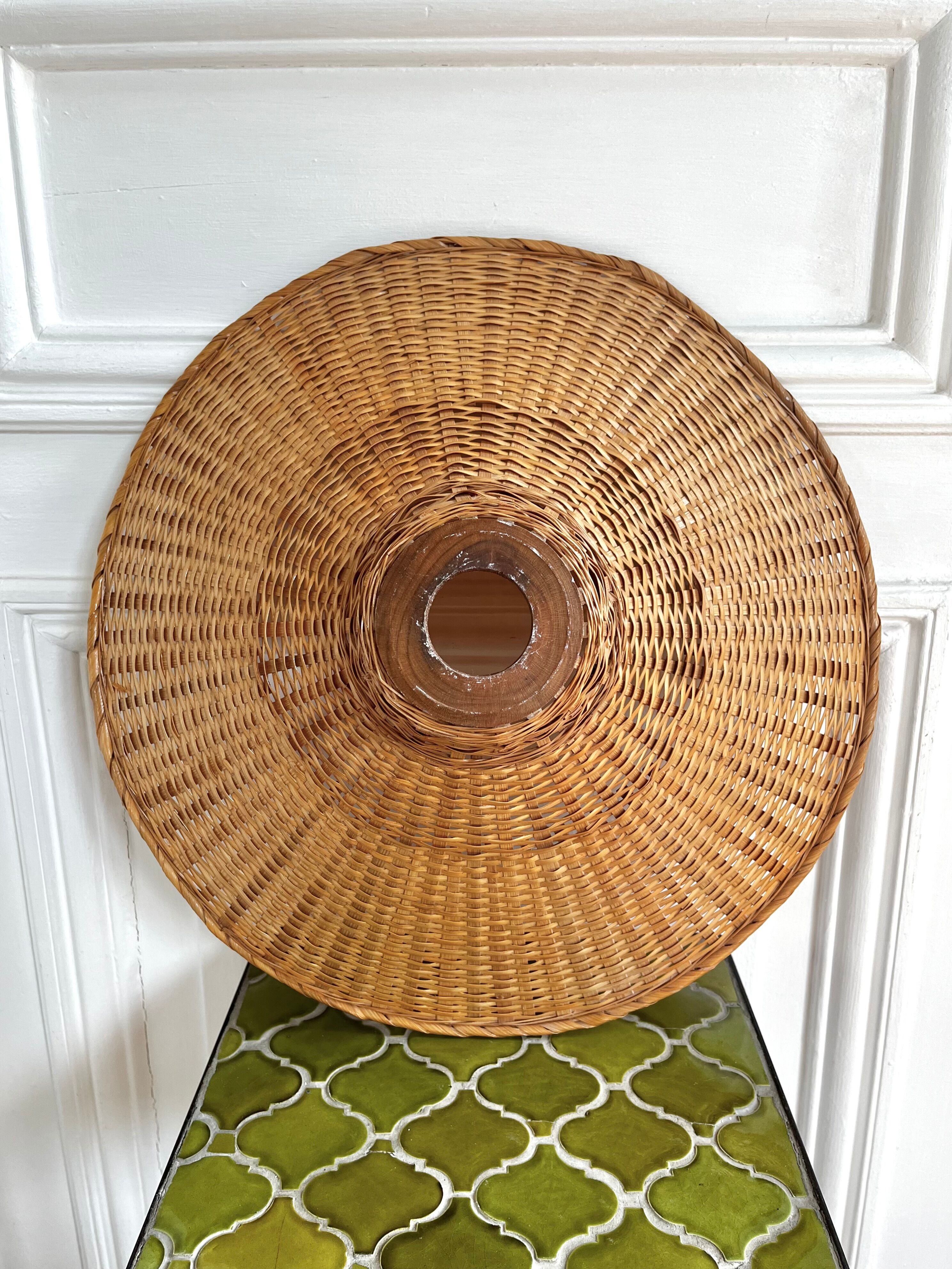 Suspension in woven wicker 70s