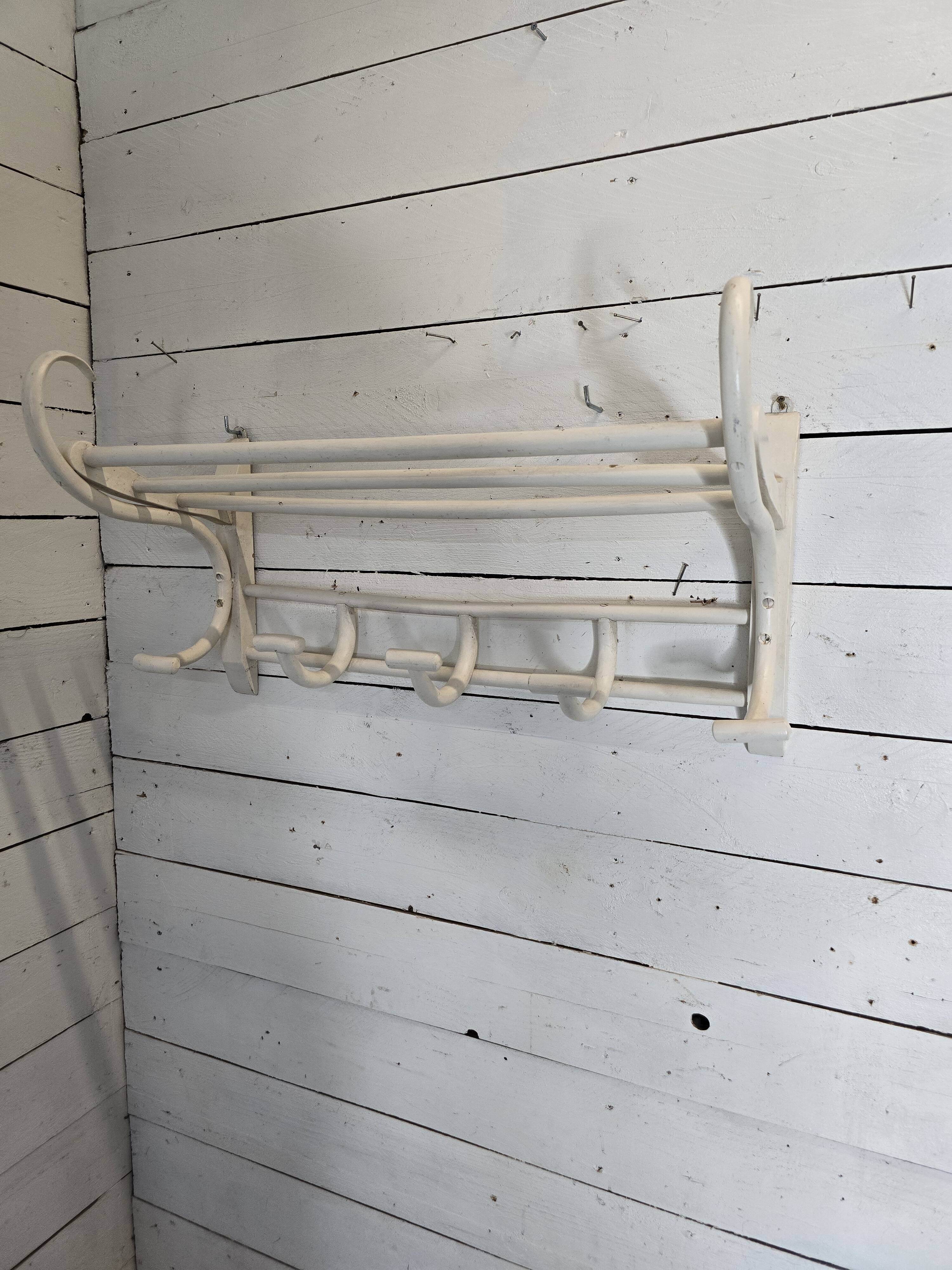 Mahieu curved wooden coat rack