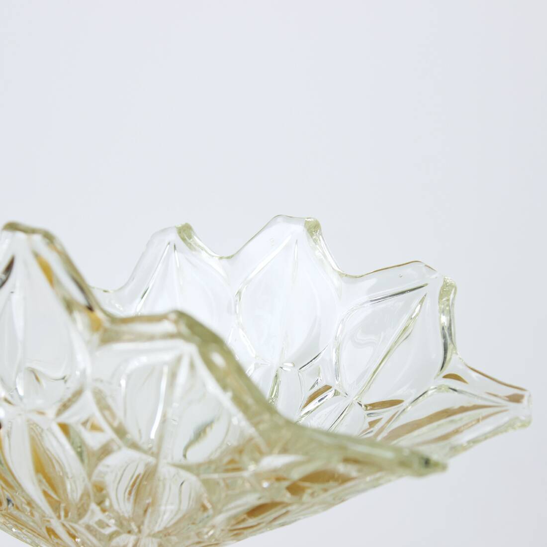 Large Pressed Glass Bowl, Tulip Collection Hermanowa Hut, 1957