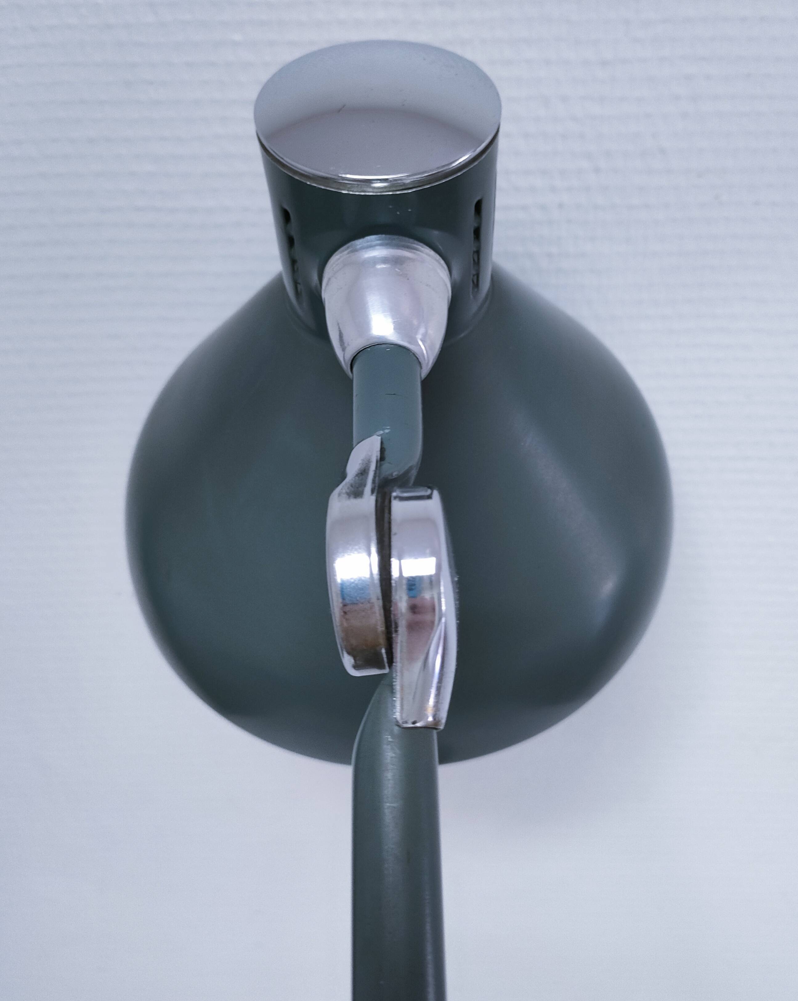 JUMO GS1 khaki lamp from the 50s design