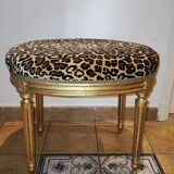 Tabouret en bois doré