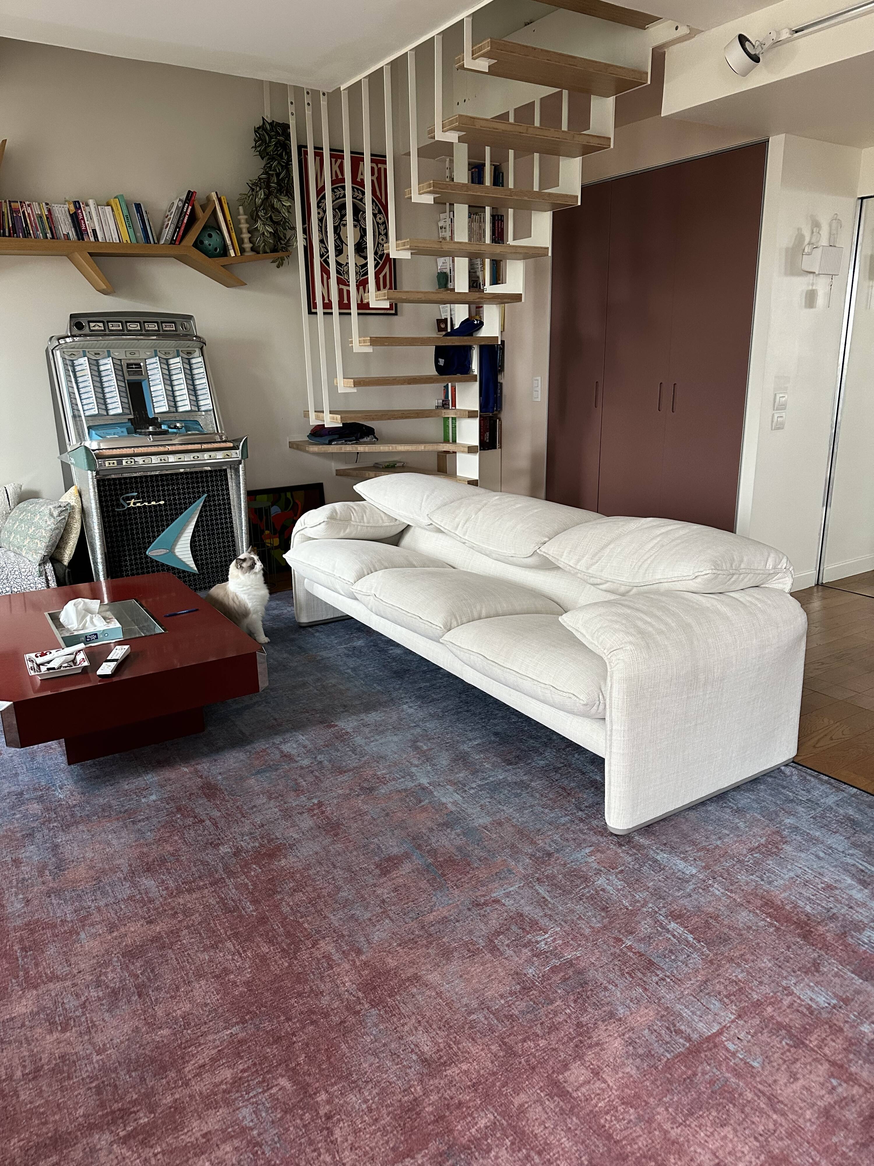 Maralunga 40 Sofa by Cassina