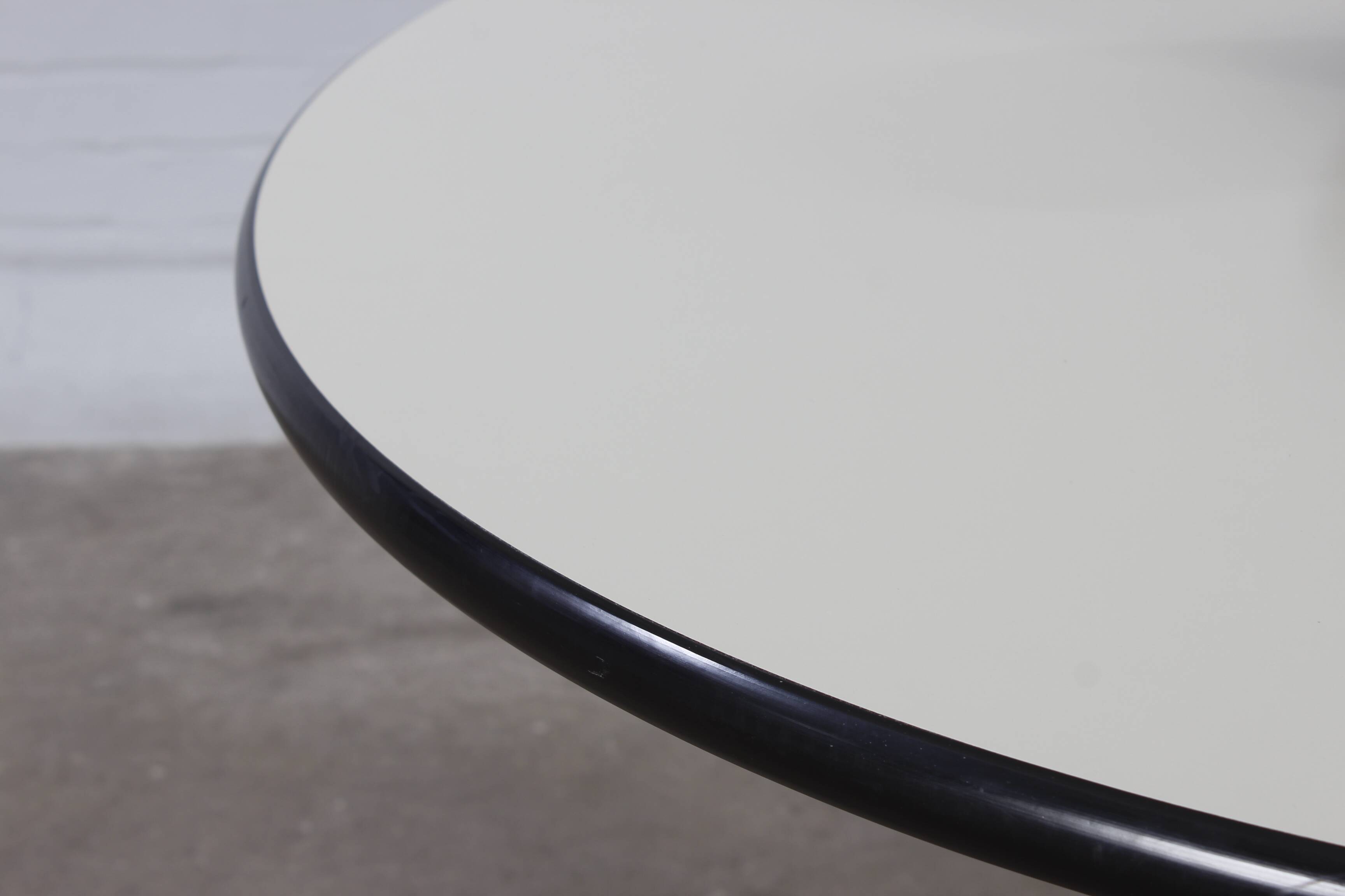 Eames dining table contract table Herman Miller Vitra