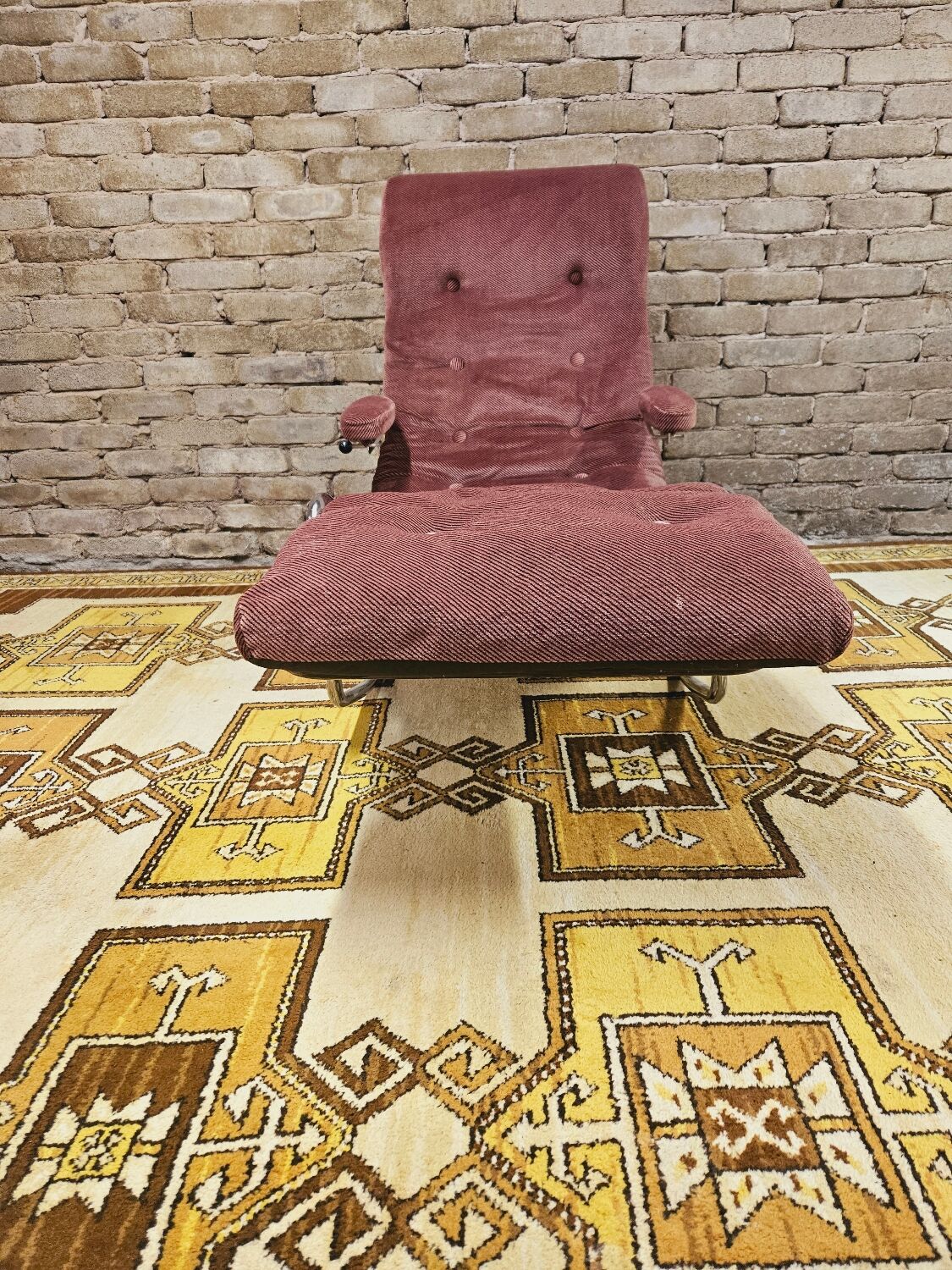 Lounge chair Lama 1970 vintage