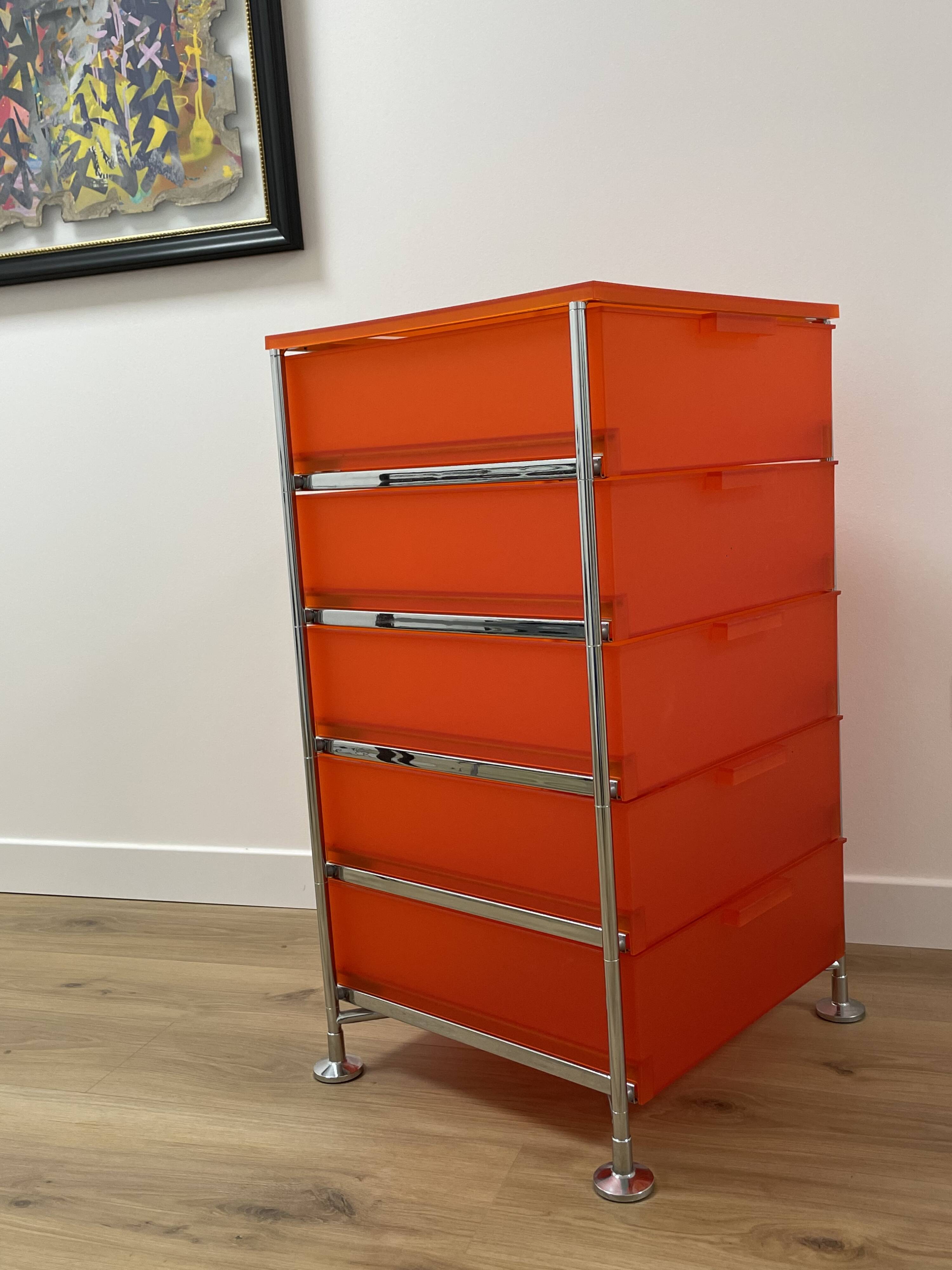 Storage box by Antonio Citterio for Kartell