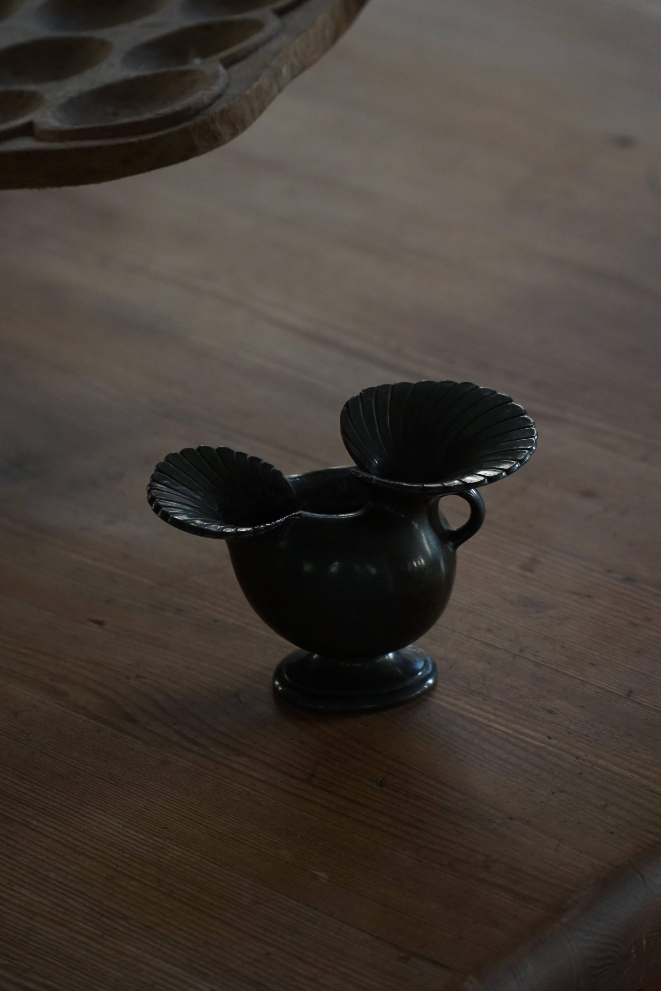 Danish Scandinavian Art Deco Diskometal vase by Just Andersen, model D-118, 1930.