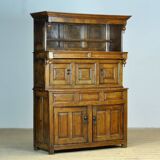 Oak tridarn cabinet, circa 1710