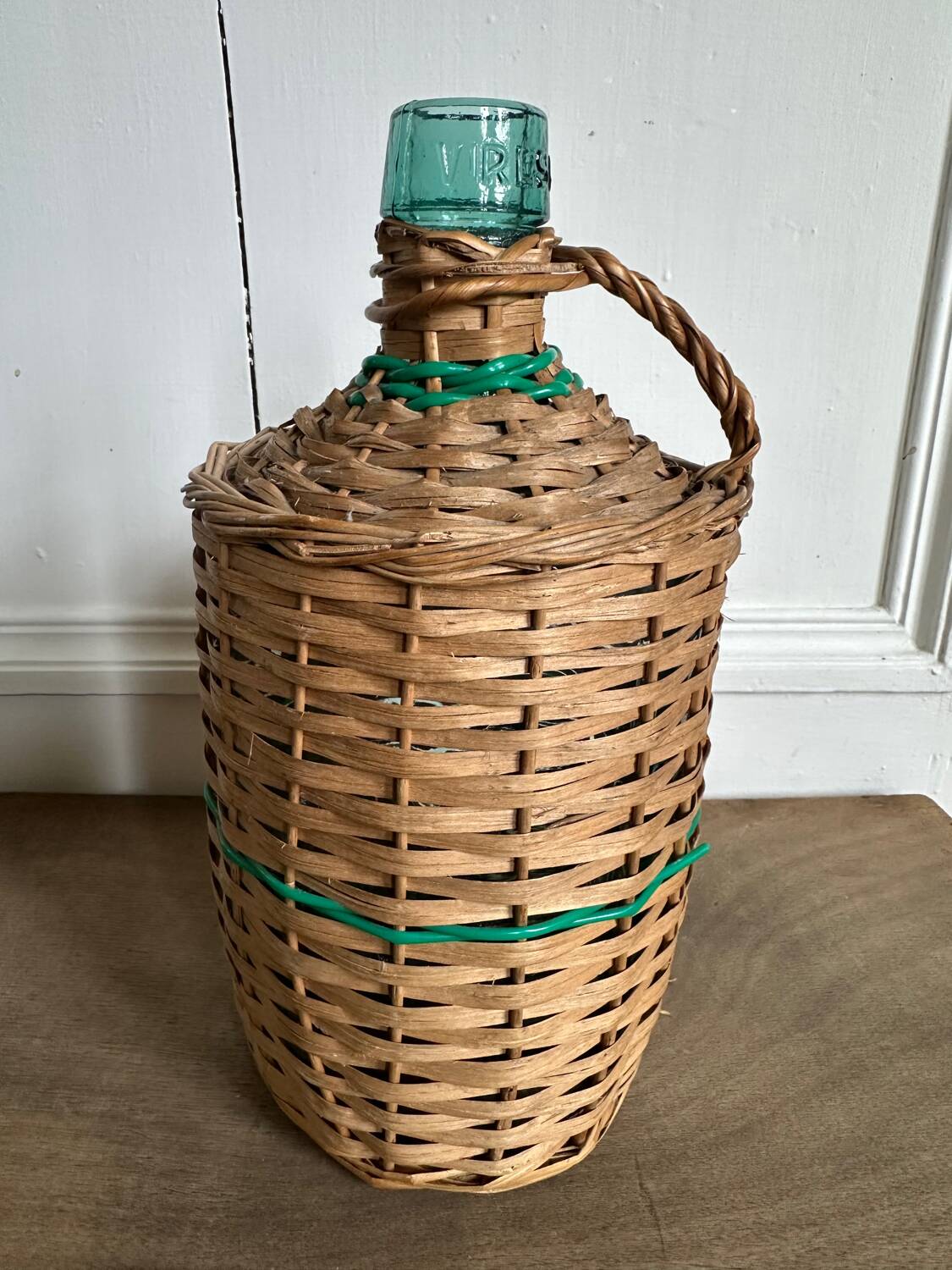 Viresa 70s demijohn