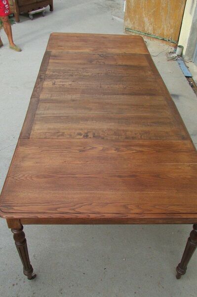 Old dining table opening 5 feet