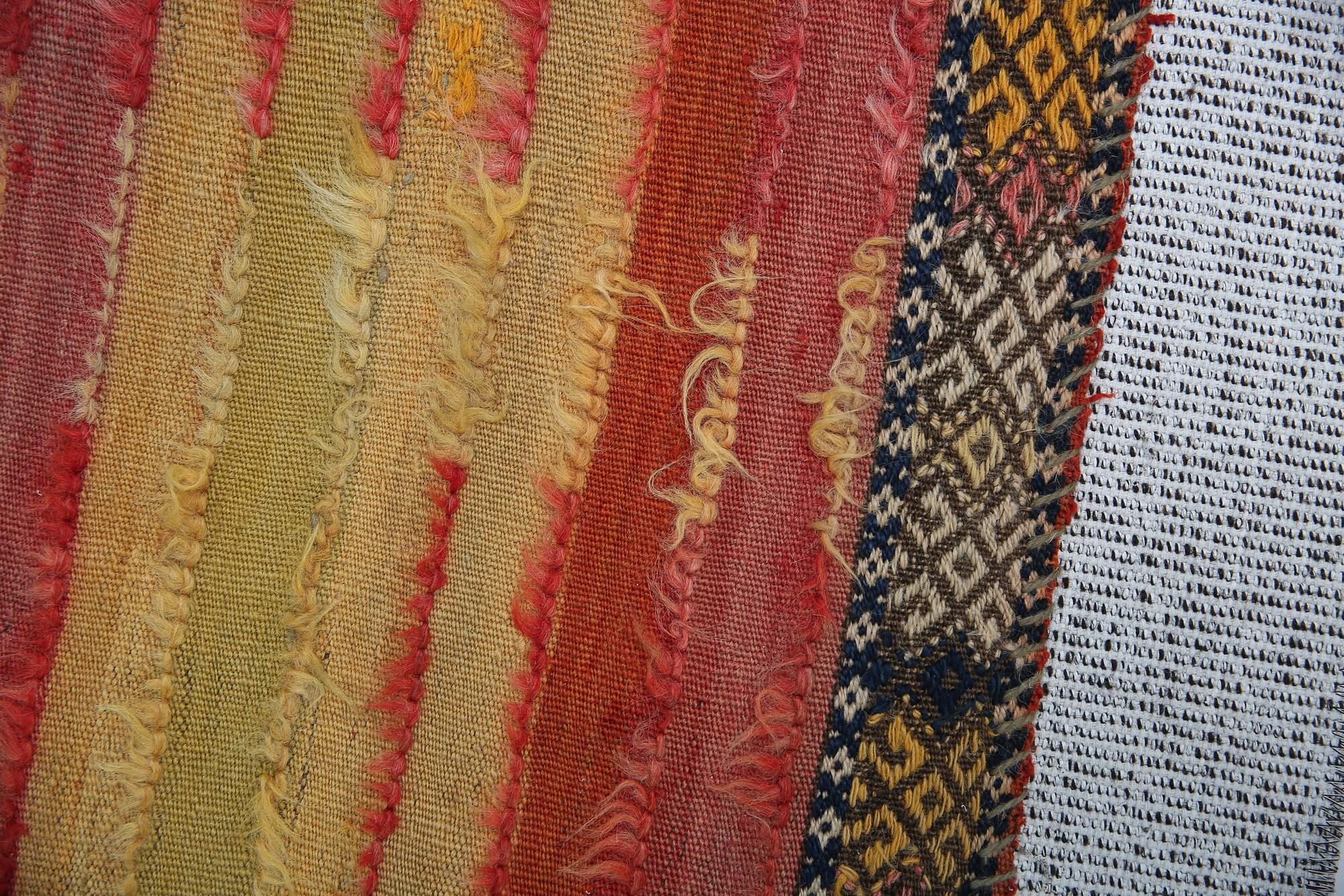 Modern Handmade Vintage Wall Rug, 75x134Cm